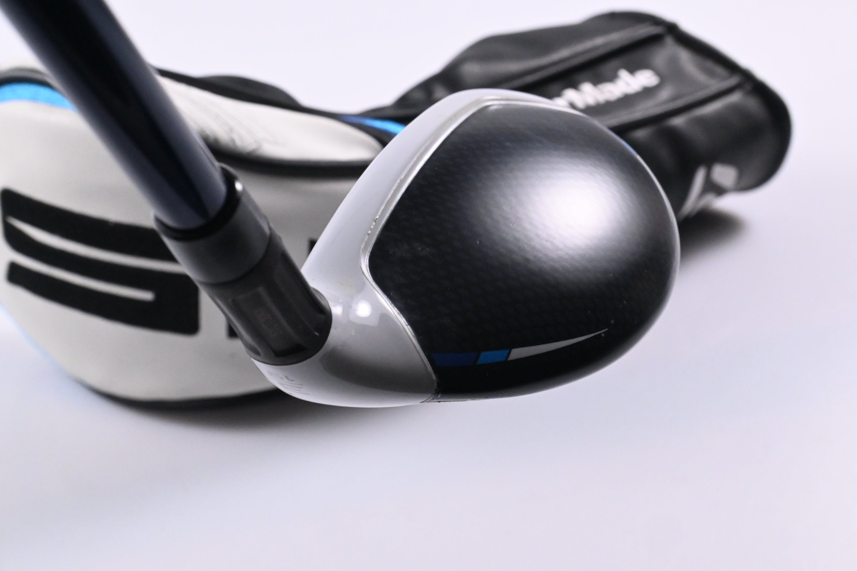 Taylormade SIM2 Max #3 Hybrid / 19 Degree / Regular Flex Ventus Blue 6 Shaft