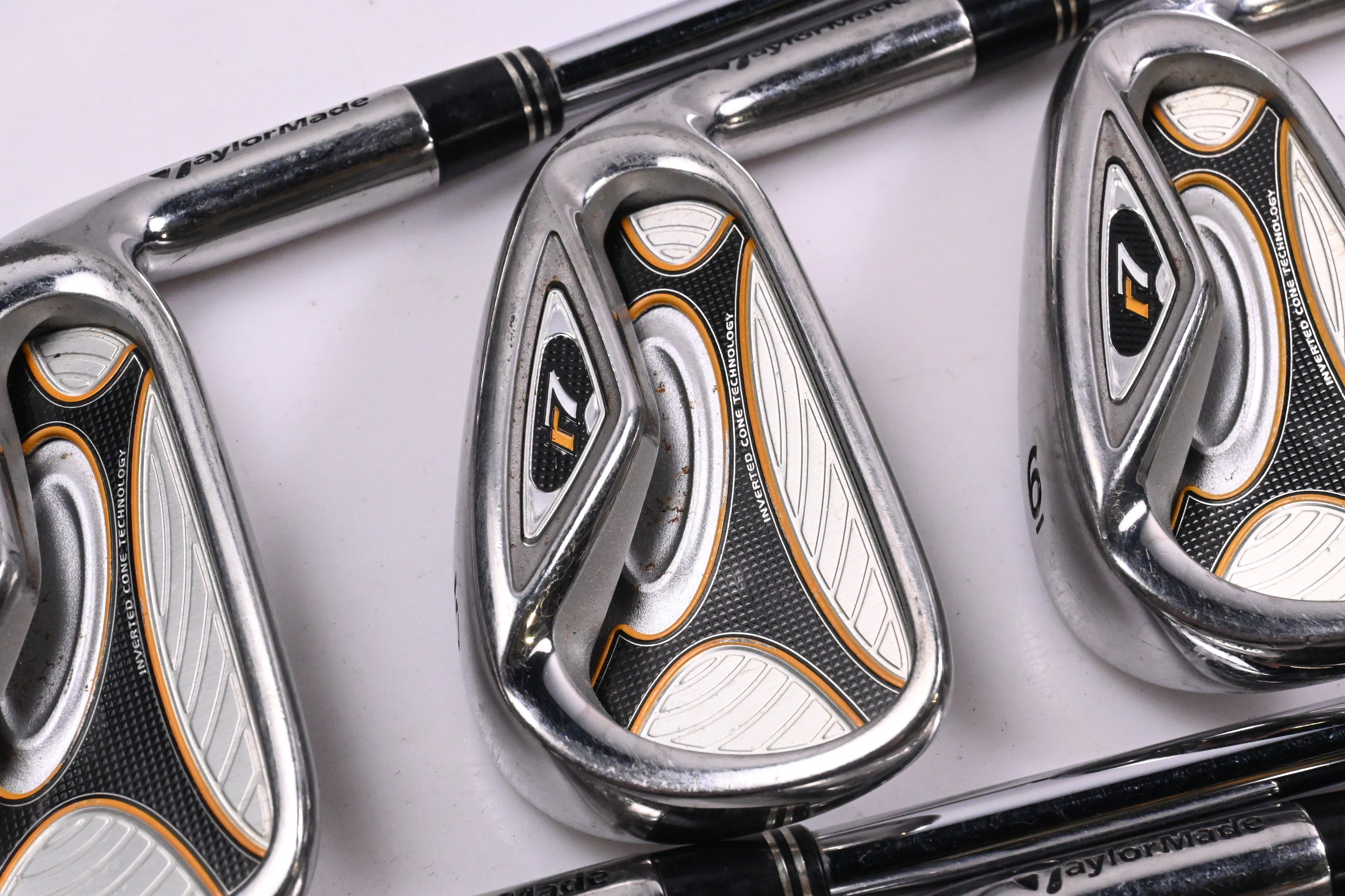 Taylormade R7 Irons / 4-PW+AW / Regular Flex T-Step 90 Shafts