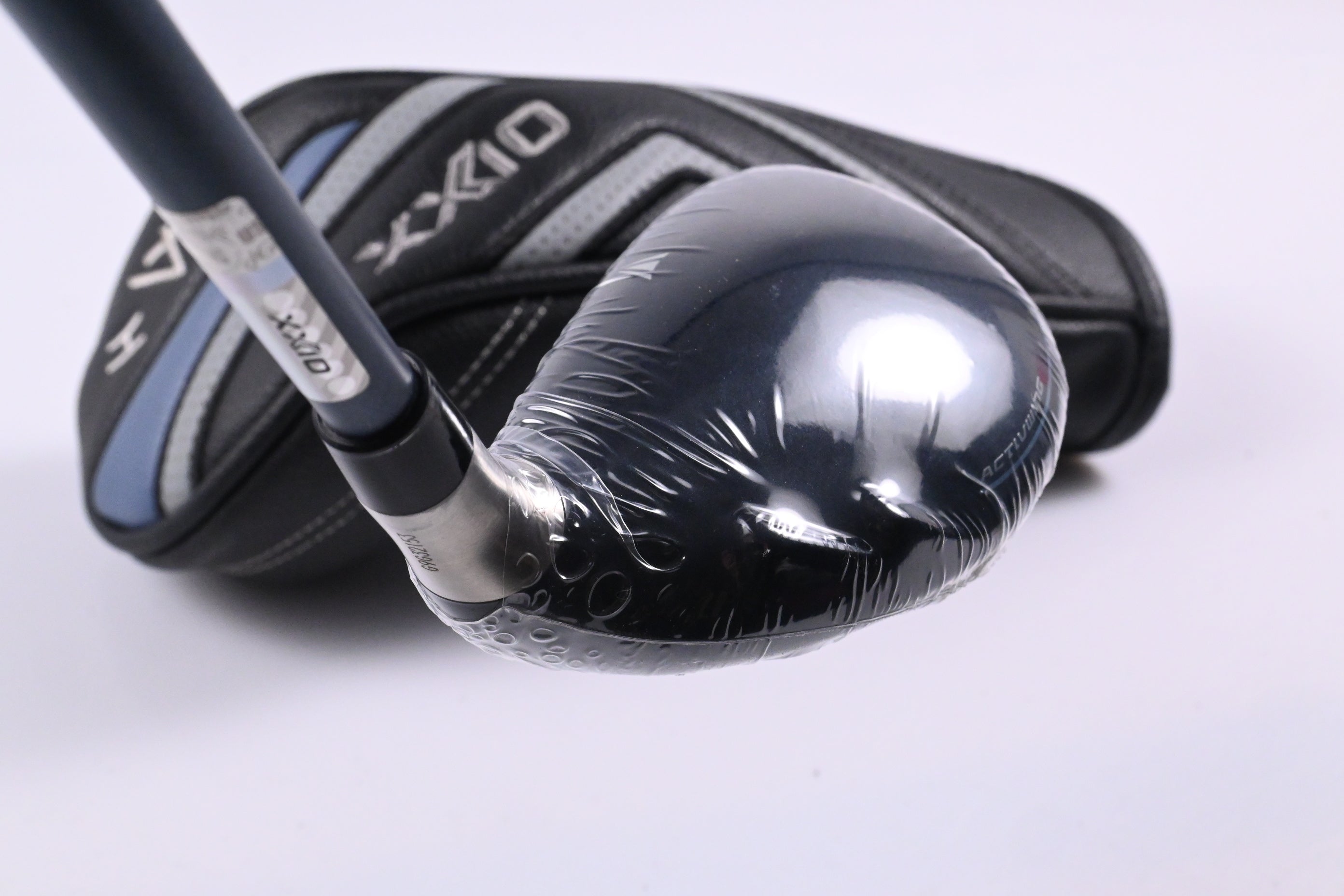 XXIO 14 #4 Hybrid / 20 Degree / Regular Flex XXIO MP 1400 40 Shaft