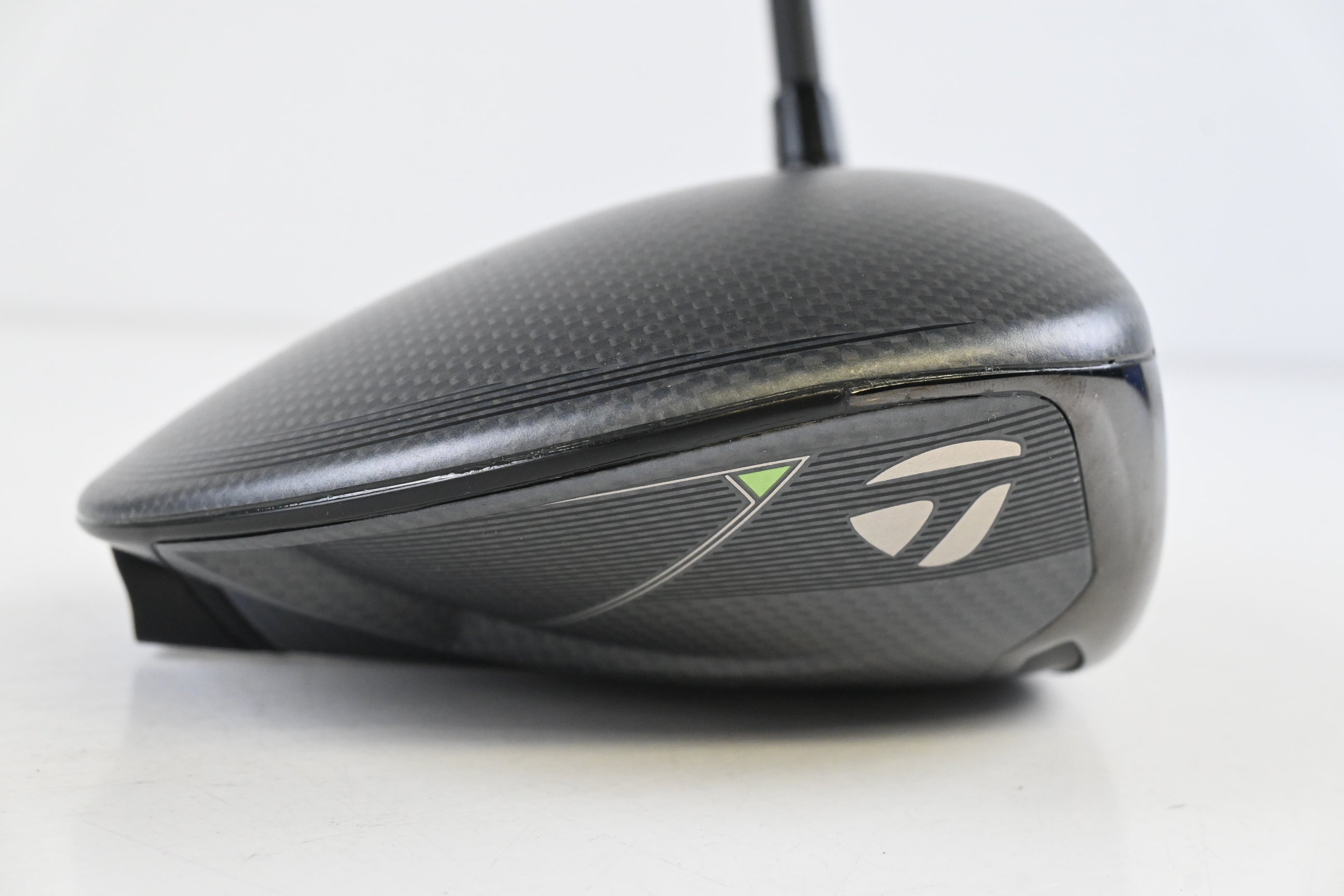 Taylormade Qi35 Driver / 10.5 Degree / Stiff Flex Kai'li CB Blue Dark Waves 60