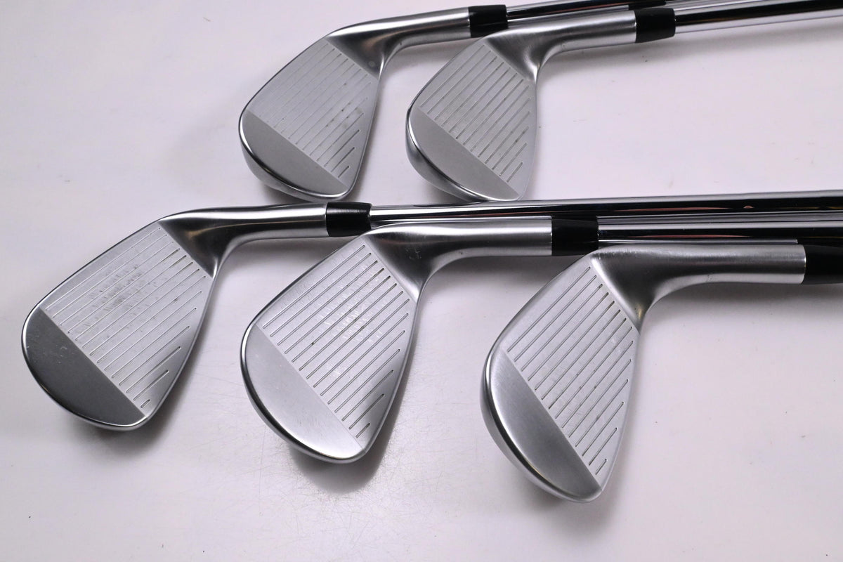 Left Hand Titleist T150 2025 Irons / 7-PW+48° / Regular Flex KBS Tour Lite