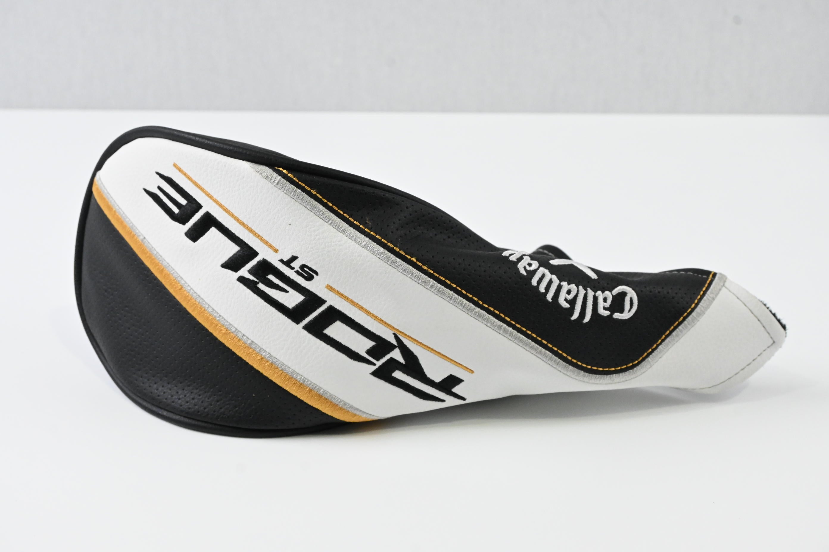 Tour Issue Callaway Rogue ST Max D #3 Wood / 16 Degree / Regular Flex HZRDUS 70