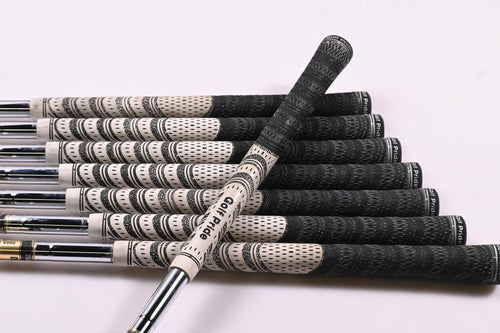 Mizuno MP-32 Irons / 3-PW / Stiff Flex Dynamic Gold S300 Shafts