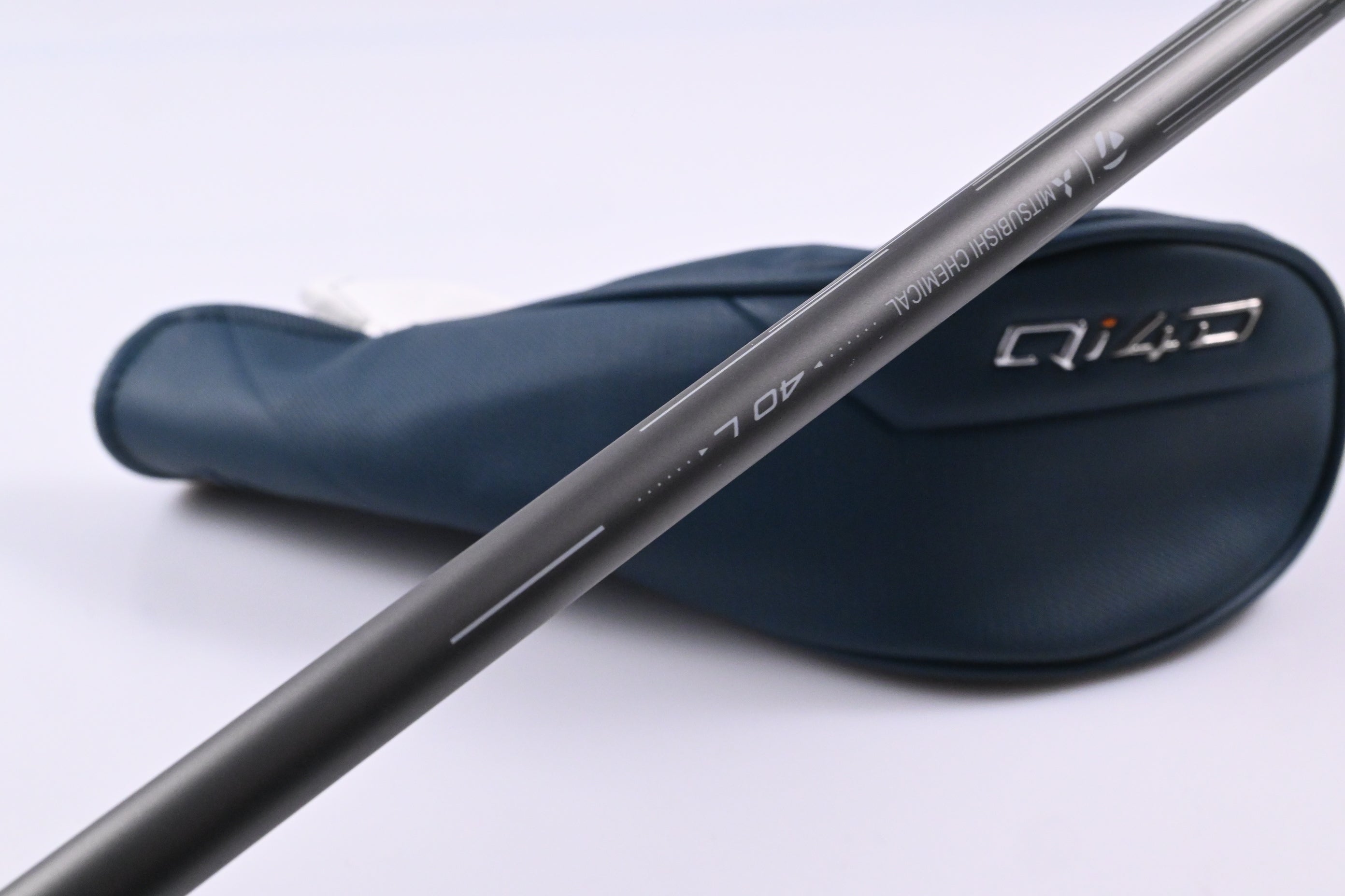 Ladies Taylormade Qi4D Max Lite #5 Hybrid / 26 Degree / Ladies Flex Reax 40 Shaft