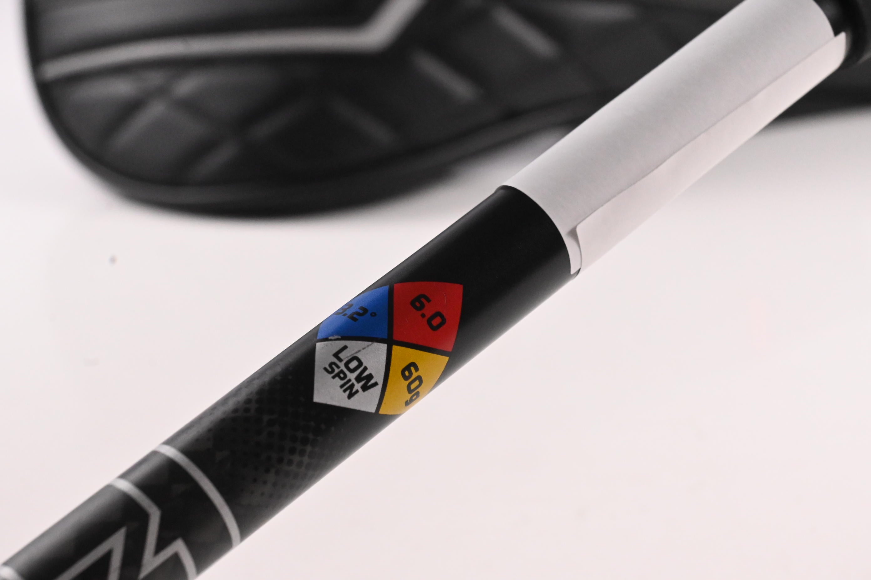 Wilson DYNAPWR 2025 Carbon Driver / 9 Degree / Stiff Flex HZRDUS Black 60