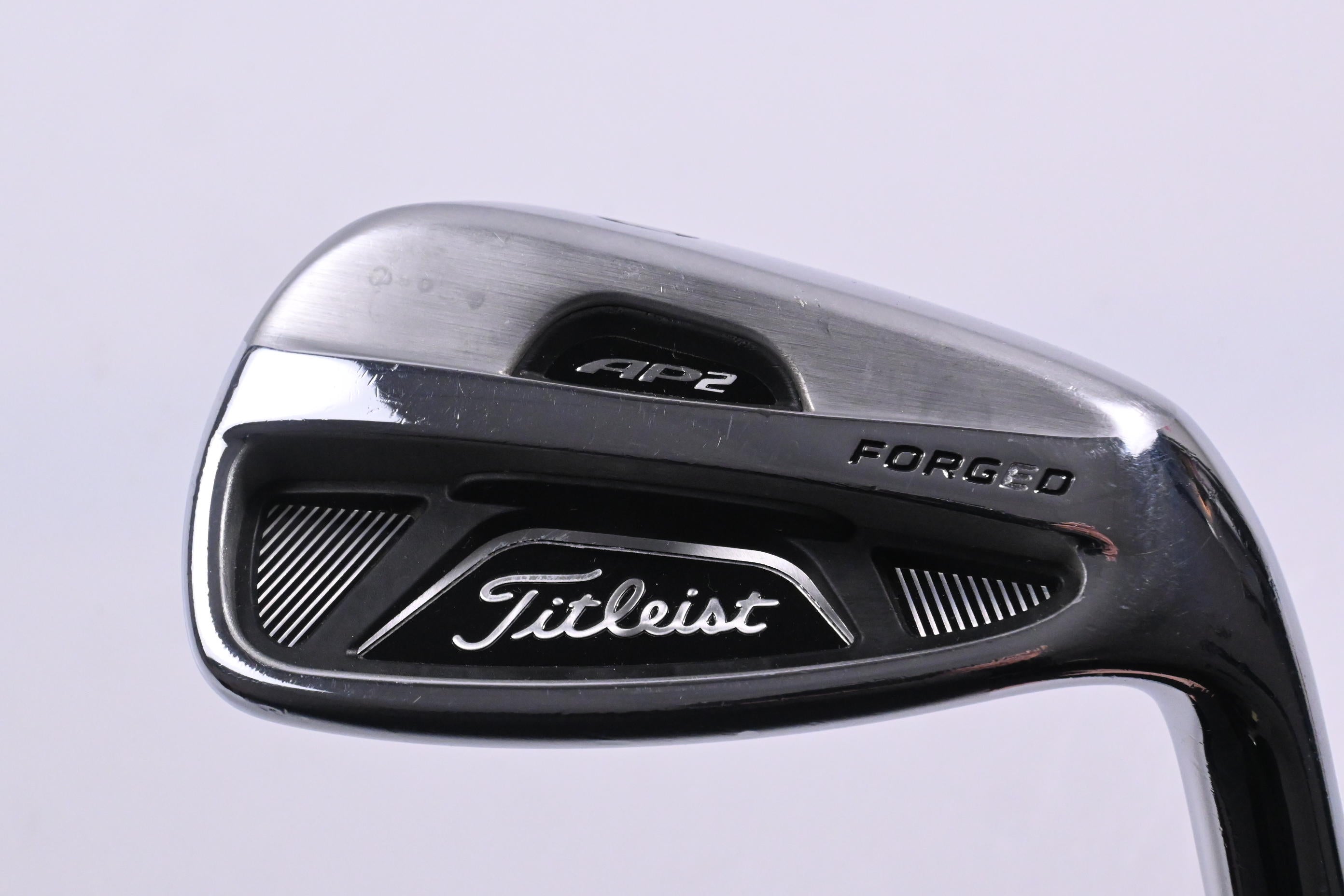Titleist 712 AP2 Pitching Wedge / 47 Degree / Stiff Flex Project X Rifle Shaft