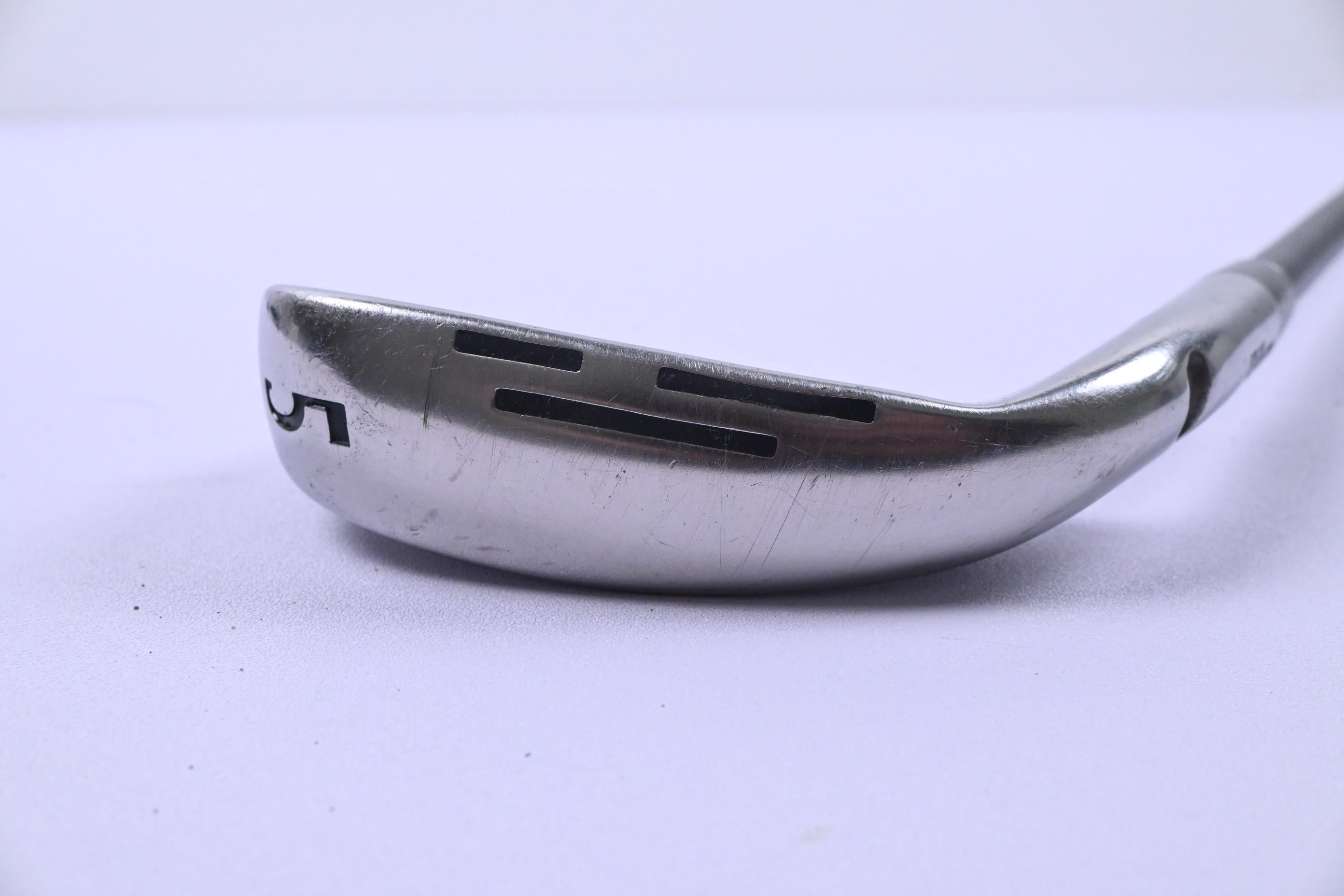 Wilson D9 #5 Iron / 24.5 Degree / Regular Flex UST Proforce V2 Shaft