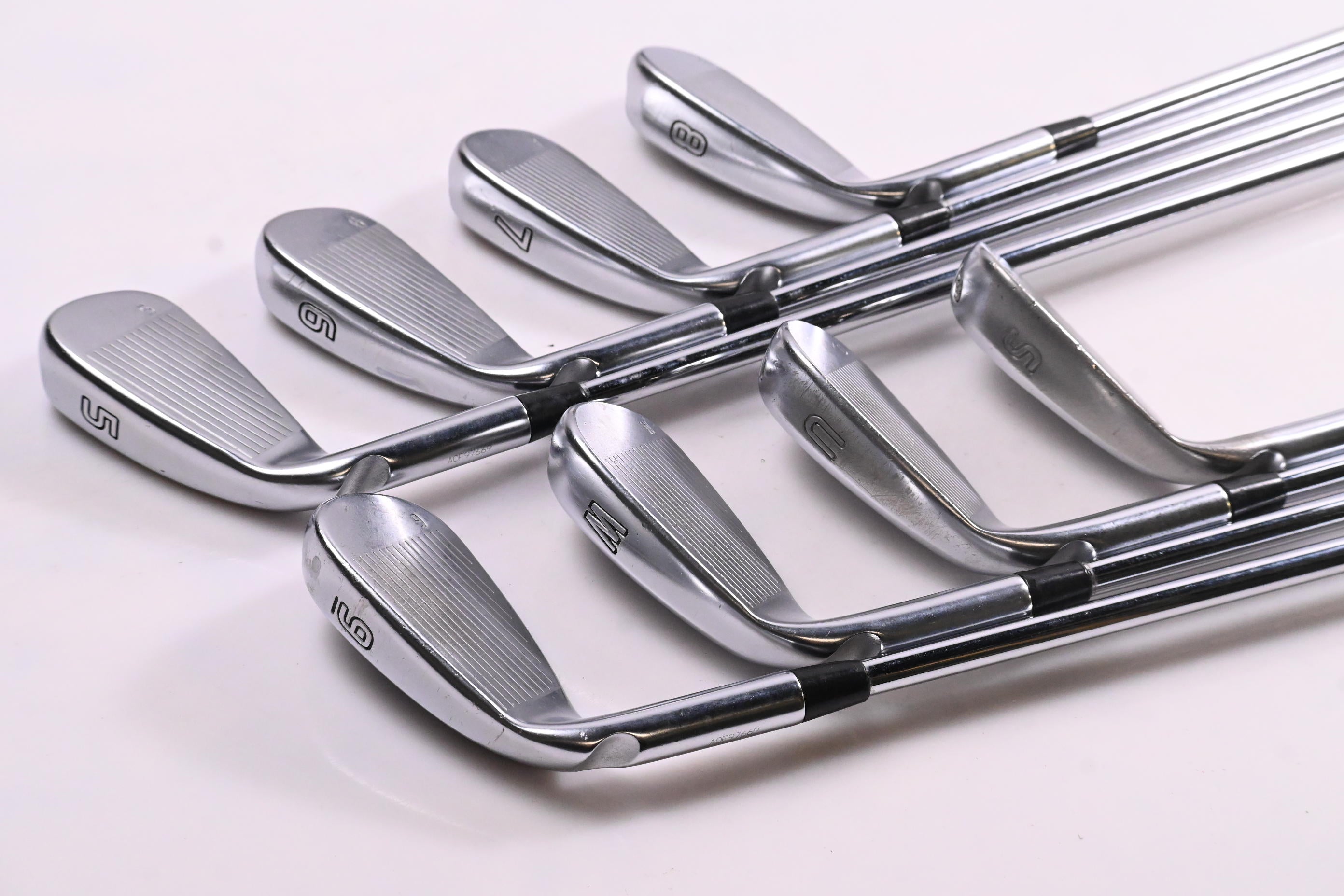 Ping G410 Irons / 5-PW+GW+SW / Red Dot / Regular Flex Ping AWT 2.0 Shafts