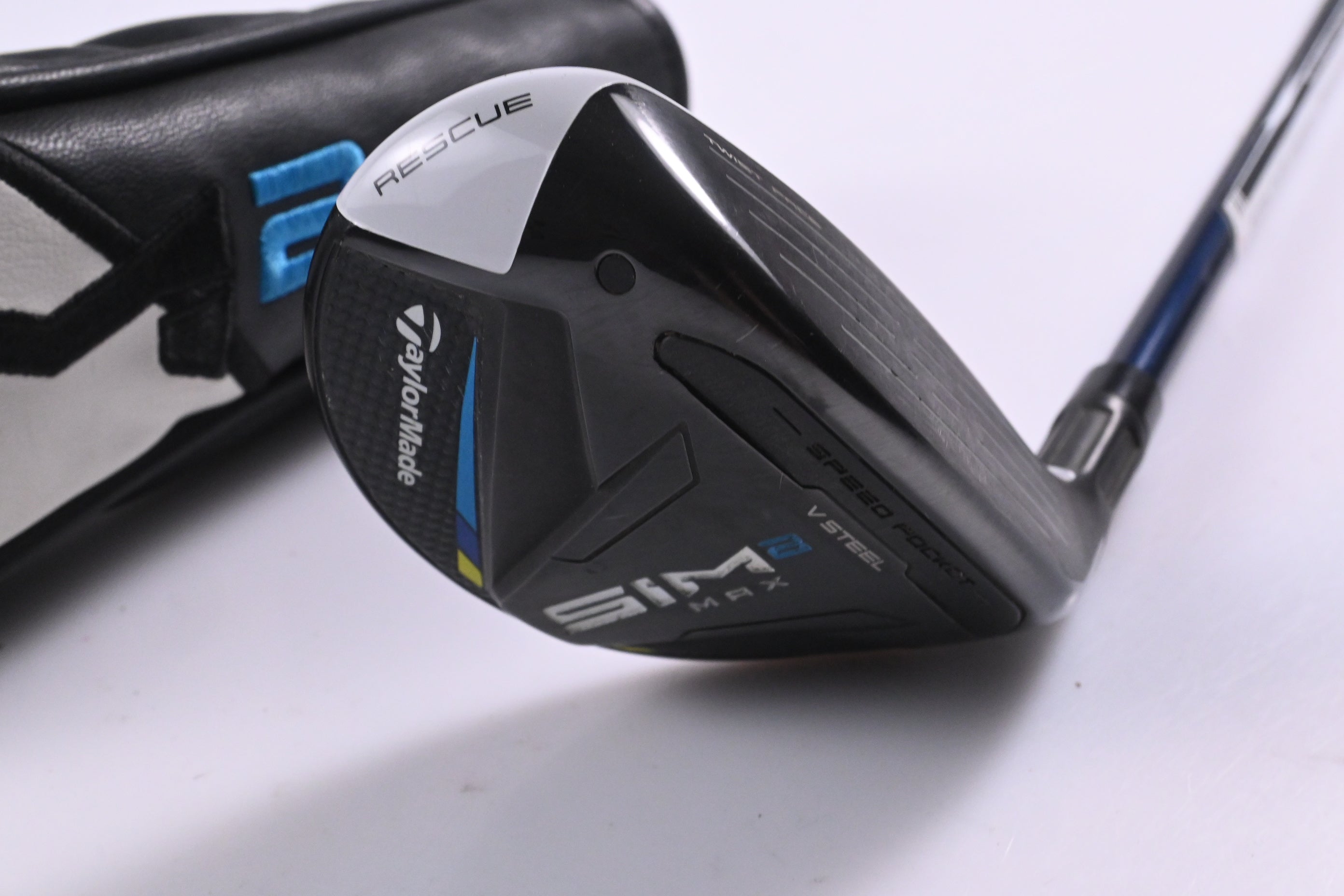 Taylormade SIM2 Max #3 Hybrid / 19 Degree / Stiff Flex Ventus Blue 7 Shaft