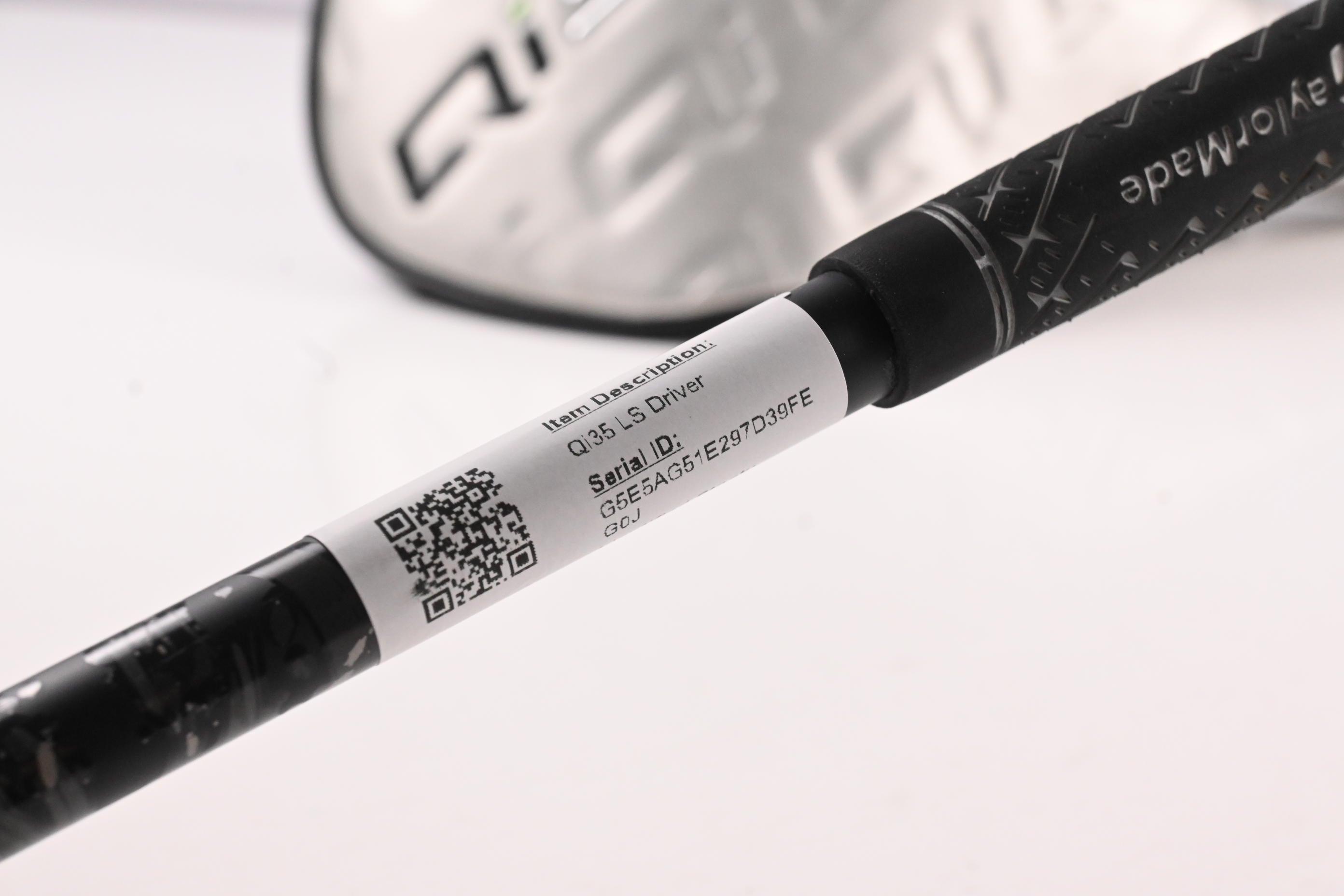 Taylormade Qi35 LS Driver / 9 Degree / Stiff Flex Kai'li Dark Waves White 60