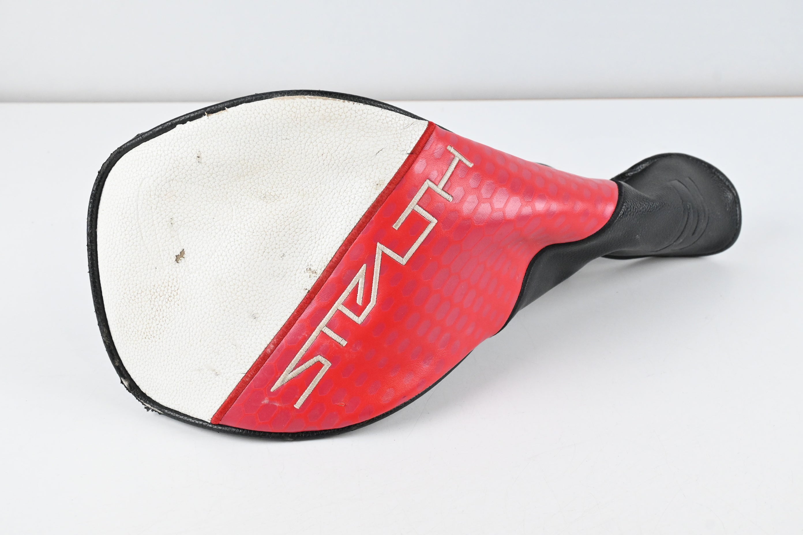 Taylormade Stealth 2 Driver / 9 Degree / Stiff Flex Kai'li White 70 Shaft