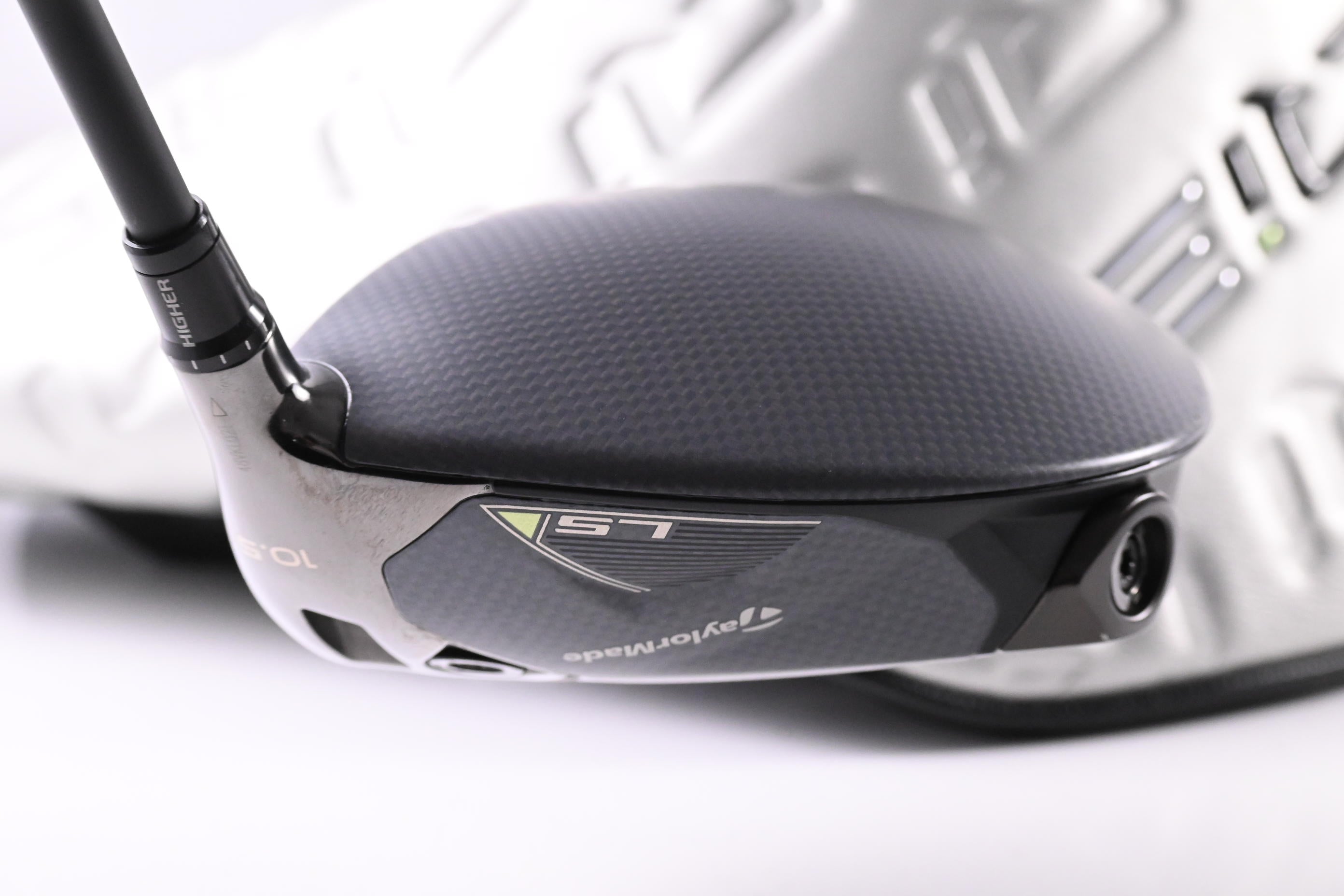 Taylormade Qi35 LS Driver / 10.5 Degree / X-Flex Kai'li White Darkwave 60 Shaft
