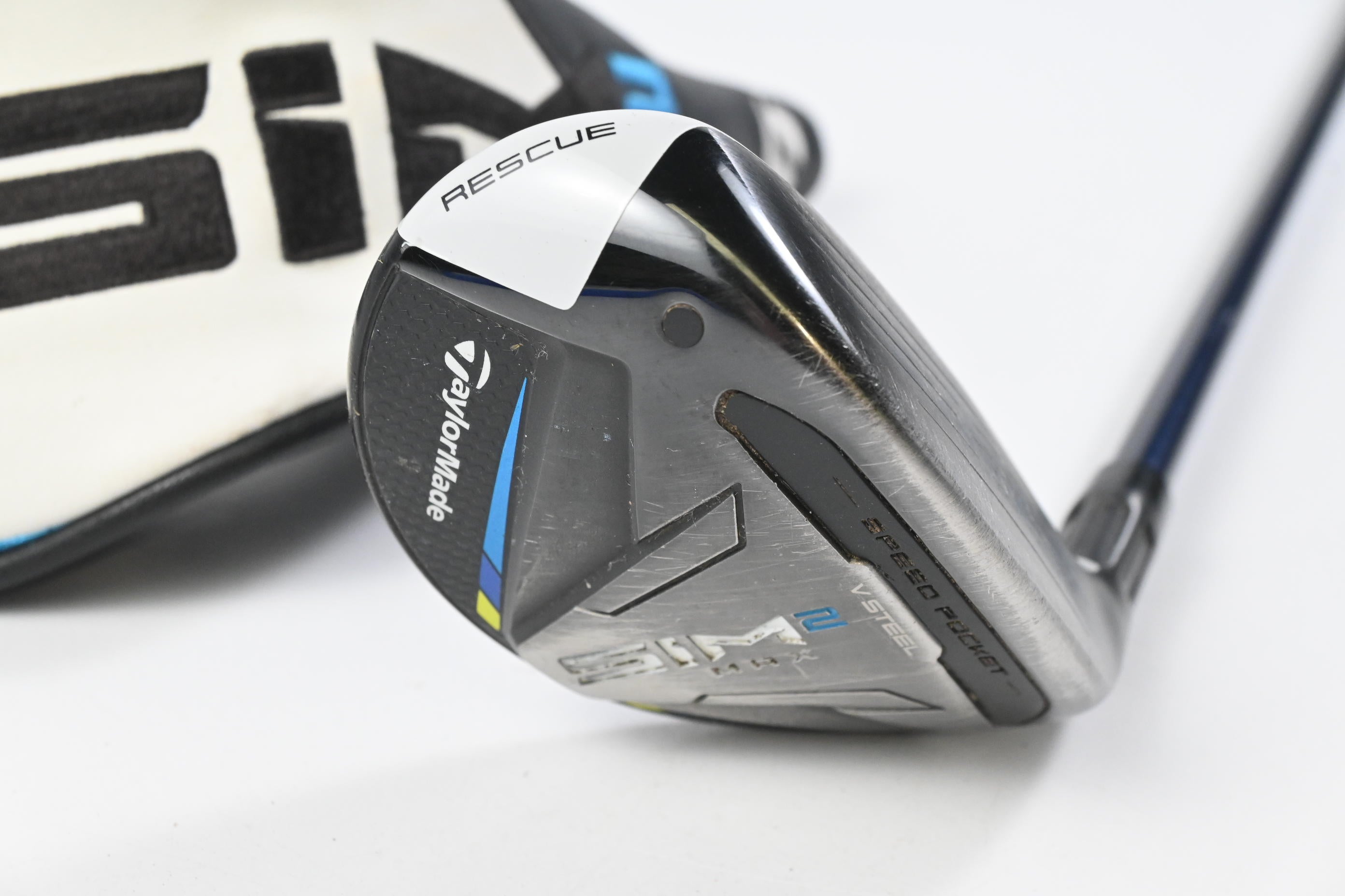 Taylormade SIM2 Max #3 Hybrid / 19 Degree / Stiff Flex Fujikura Ventus Blue 7