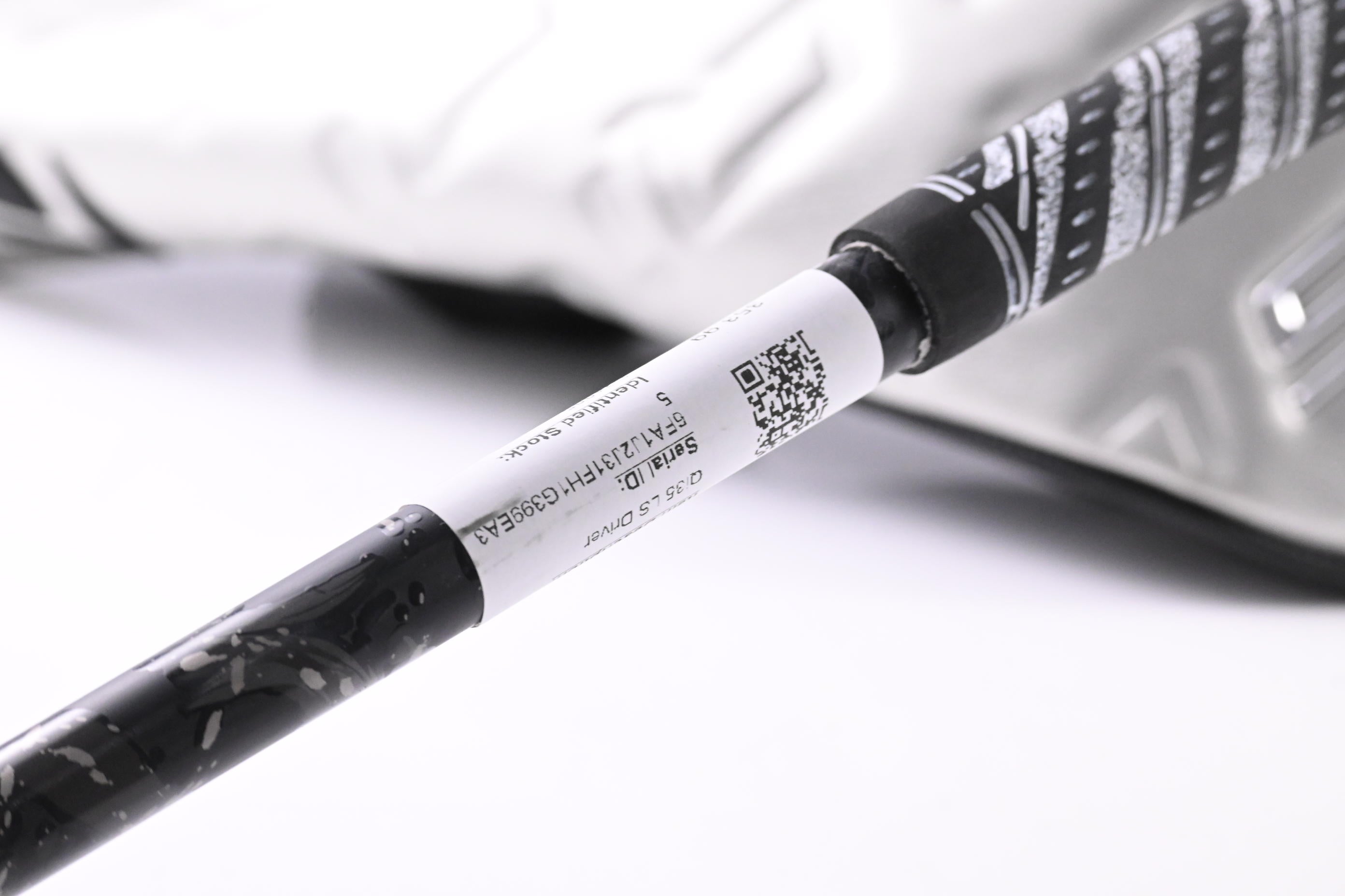 Taylormade Qi35 LS Driver / 10.5 Degree / X-Flex Kai'li White Darkwave 60 Shaft