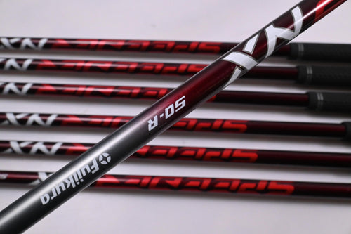 Taylormade Stealth HD Irons / 5-PW+SW / Regular Flex Speeder NX 50 Shafts