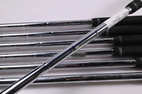 Titleist 690.MB Irons / 3-9i / Stiff Flex Steel Shafts