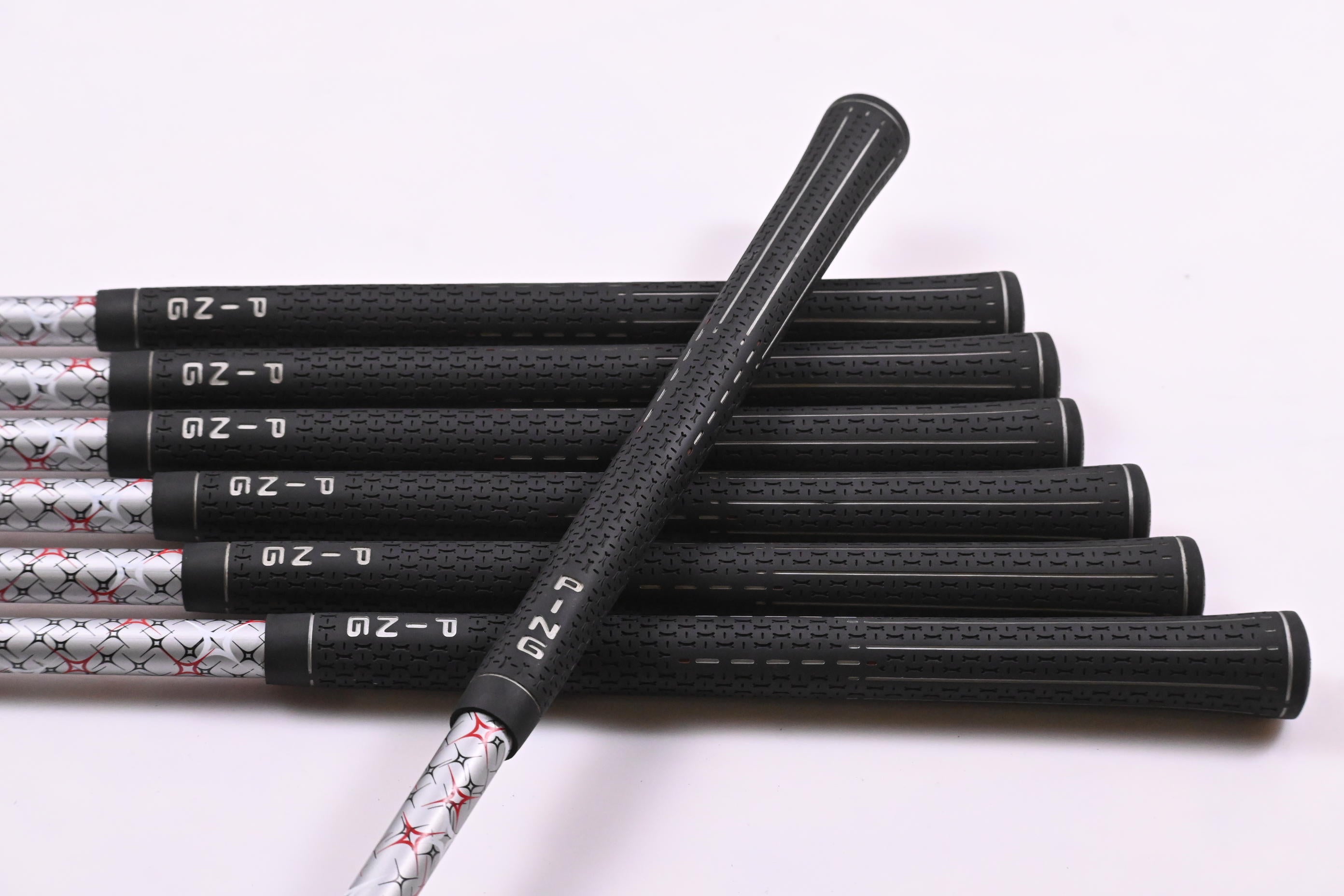 Ping G25 Irons / 5-PW+SW / Black Dot / Regular Flex Ping TFC 189 Shafts