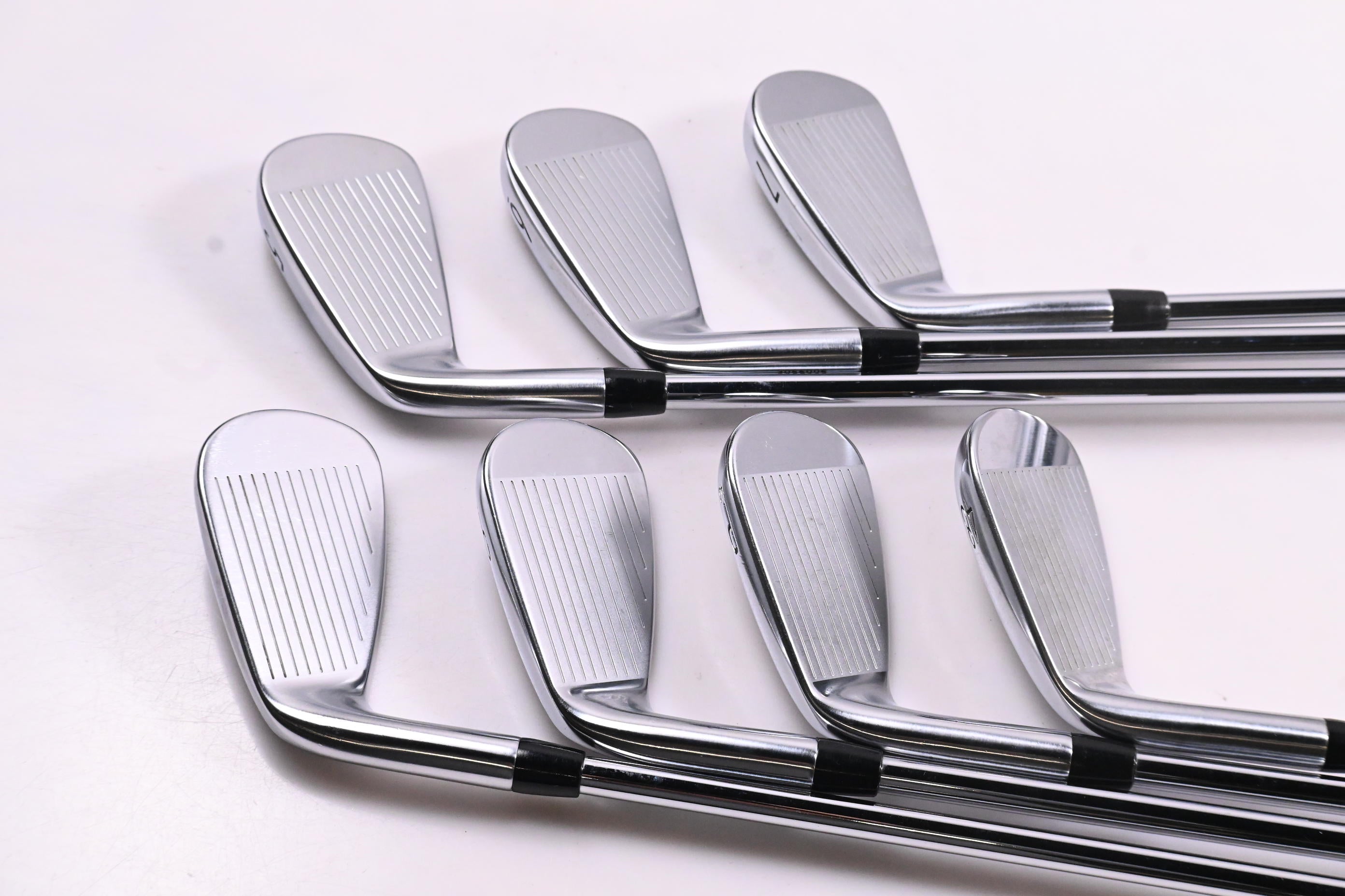 Titleist T200 2019 Irons / 5-PW+48° / Regular Flex AMT Black R300 Shafts