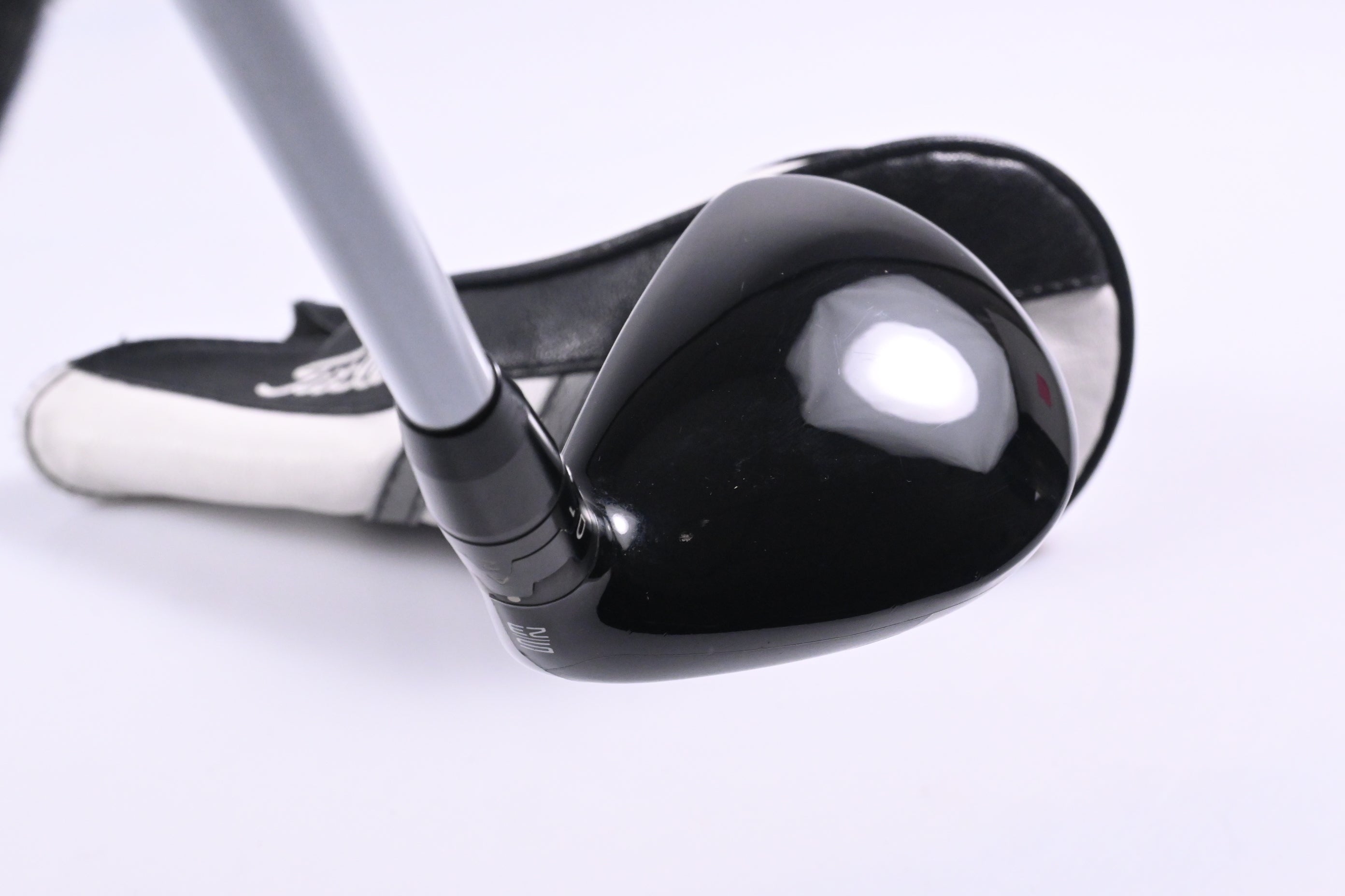Titleist TSi1 #5 Hybrid / 23 Degree / Regular Flex Aldila Ascent UltraLight 50