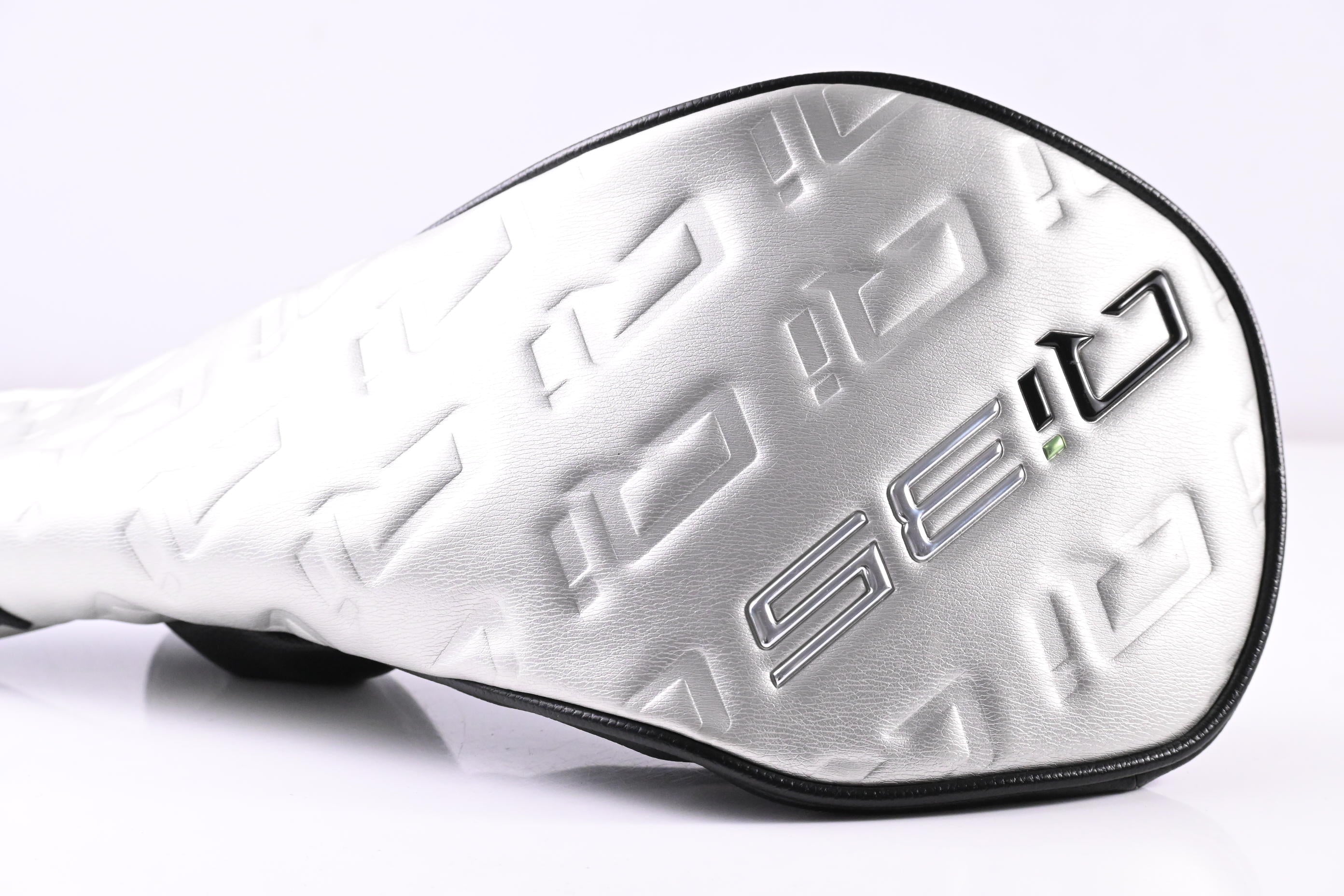 Taylormade Qi35 LS Driver / 10.5 Degree / X-Flex Kai'li White Darkwave 60 Shaft