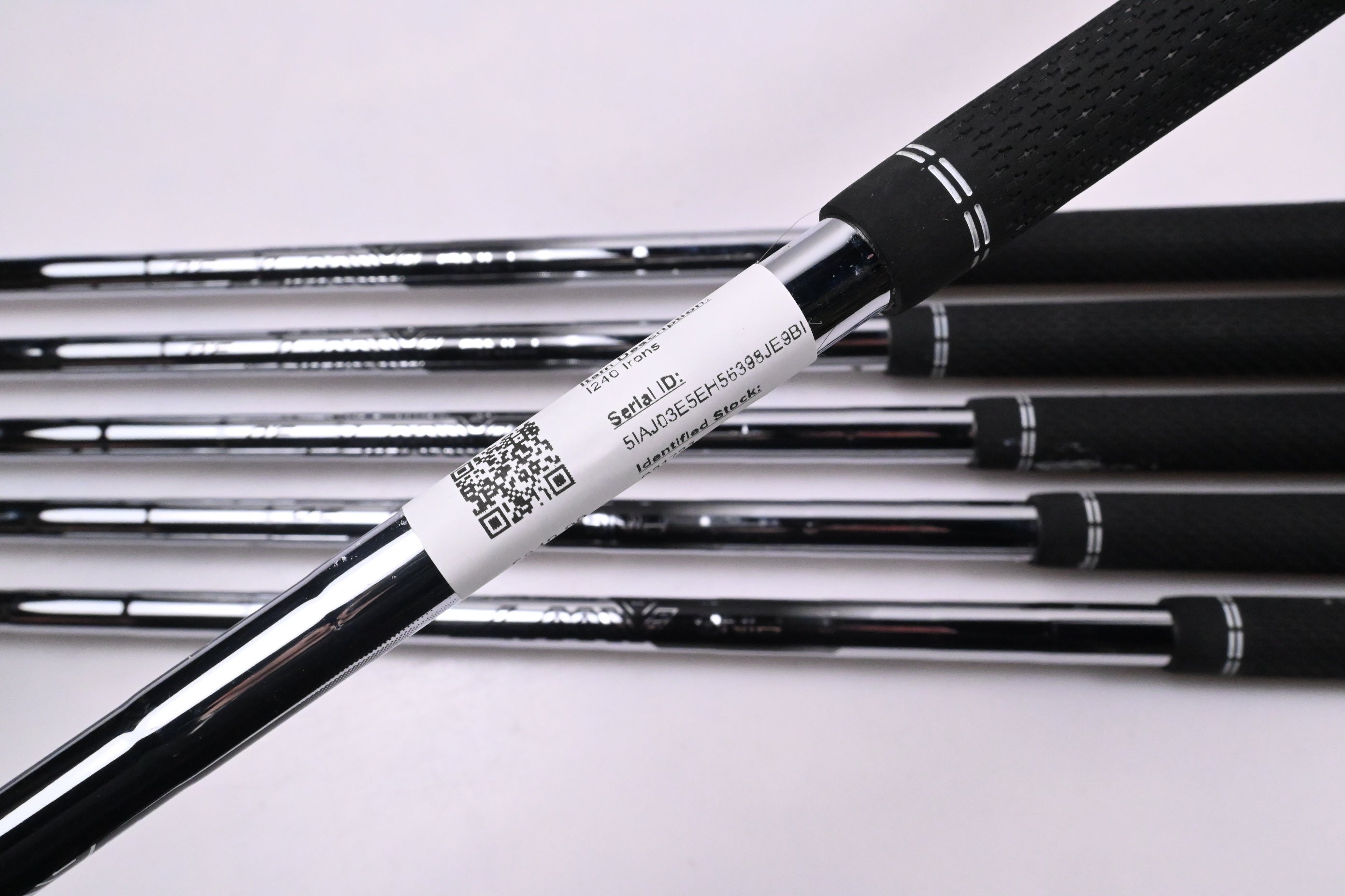Ping i240 Irons / 5-PW / Black Dot / Regular Flex Ping AWT 3.0 Shafts