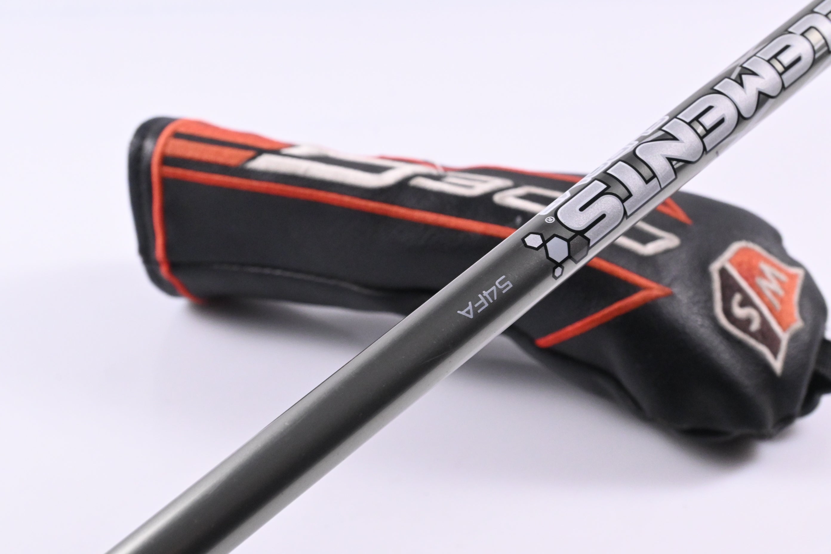 Wilson D300 #4 Hybrid / 22 Degree / Regular Flex UST Elemants Chrome 5 Shaft