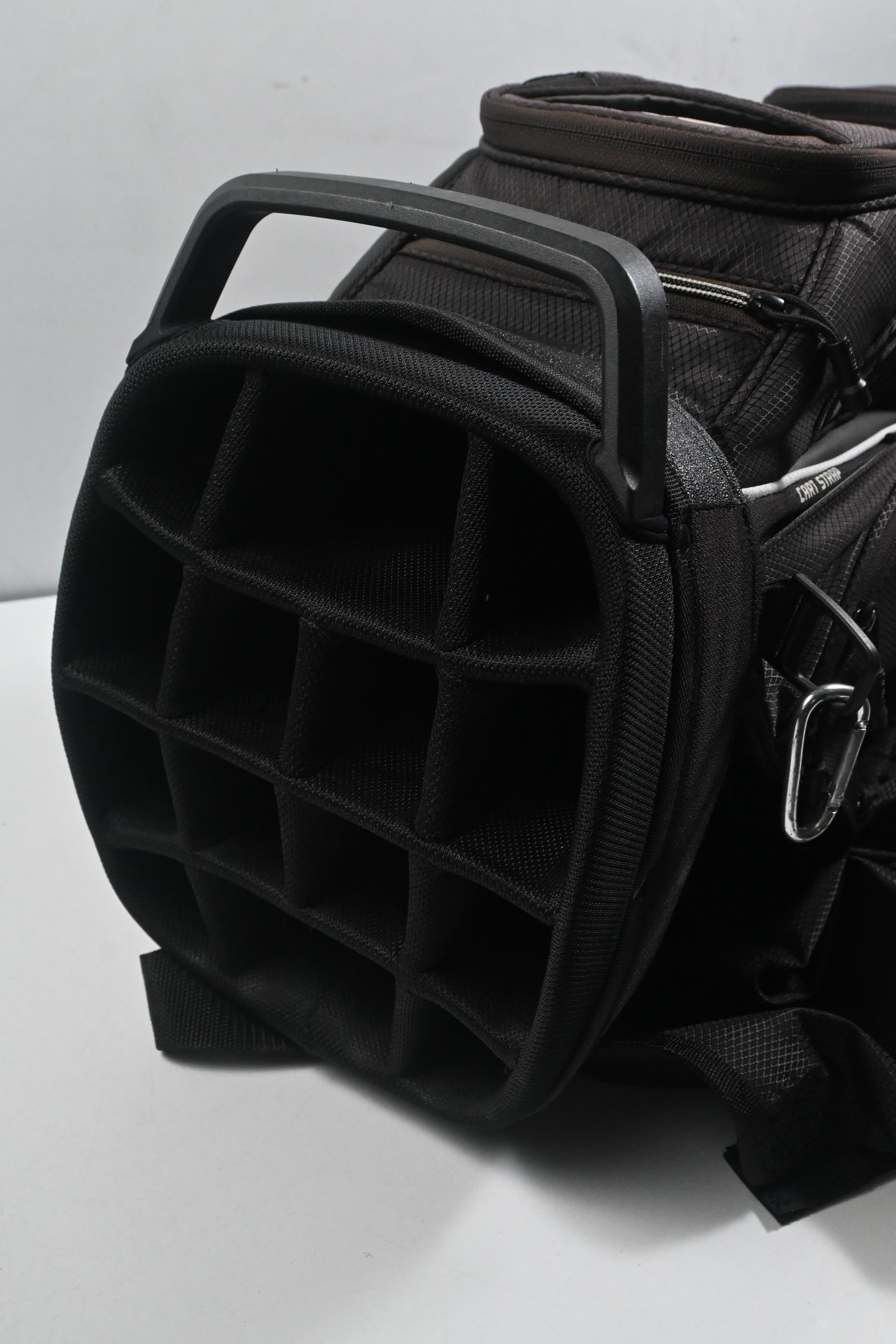 Ping Cart Traverse Bag / 14-Way Divider / Black & White