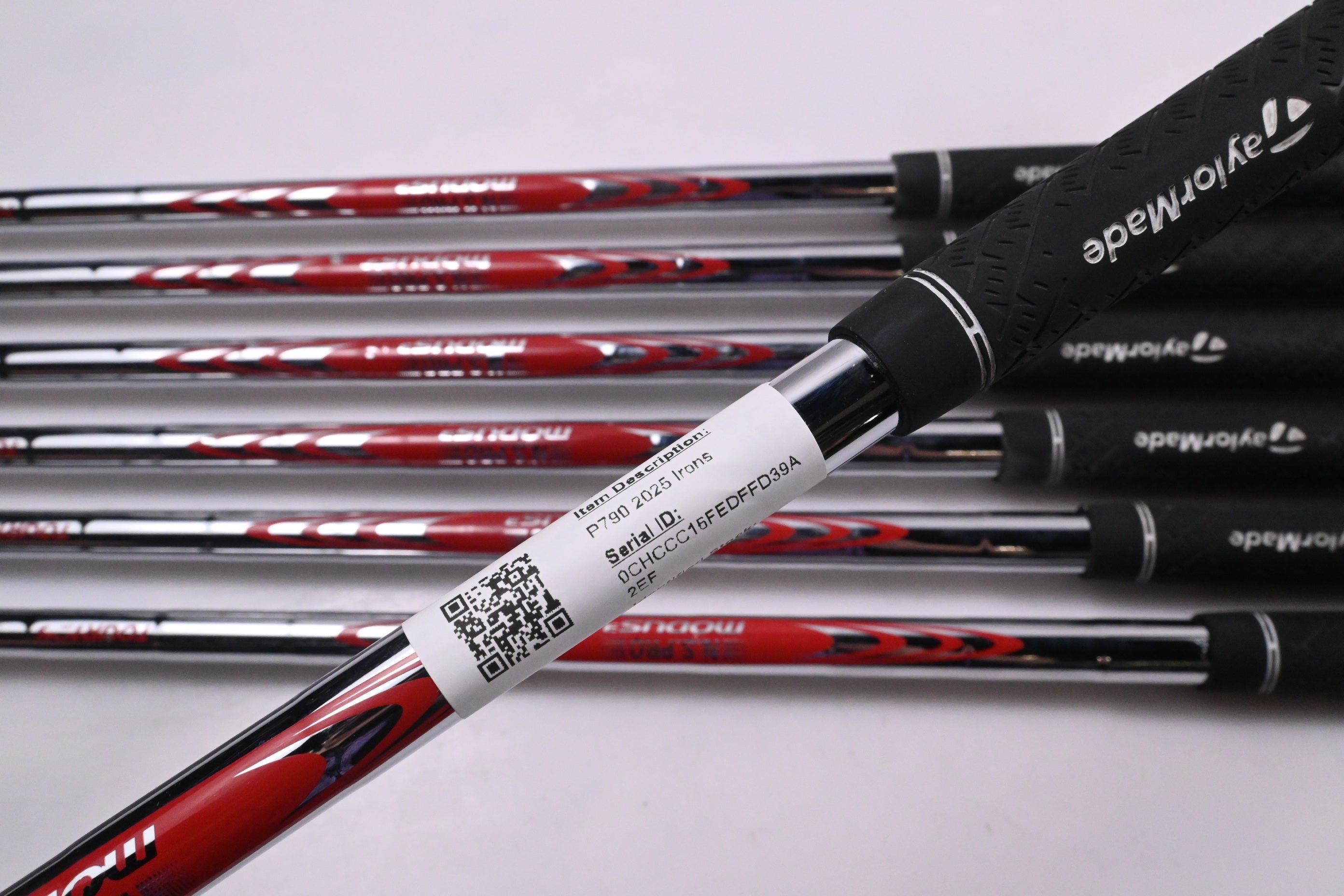 Taylormade P790 2025 Irons / 5-PW+GW / Regular Flex N.S.Pro Modus³ Tour 105