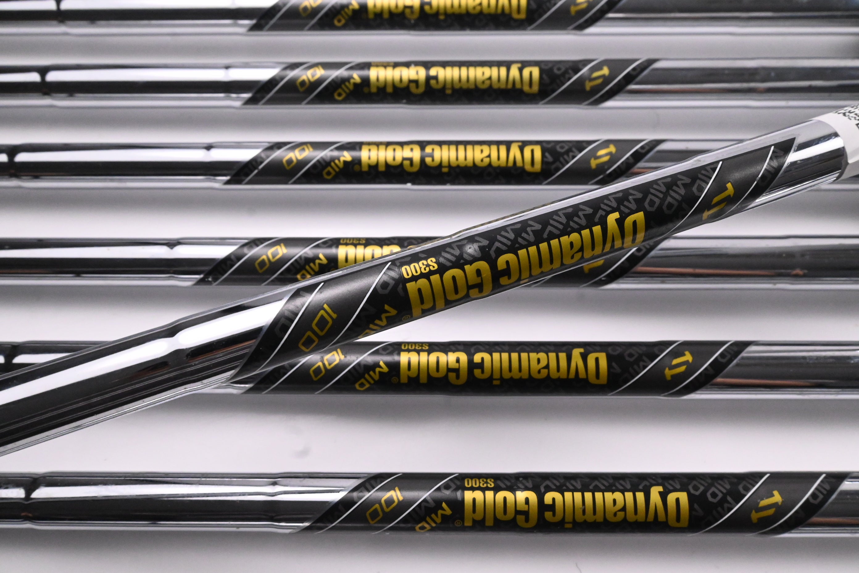 Ping G730 Irons / 5-PW+UW+56° / Black Dot / Stiff Flex Dynamic Gold S300 Shafts
