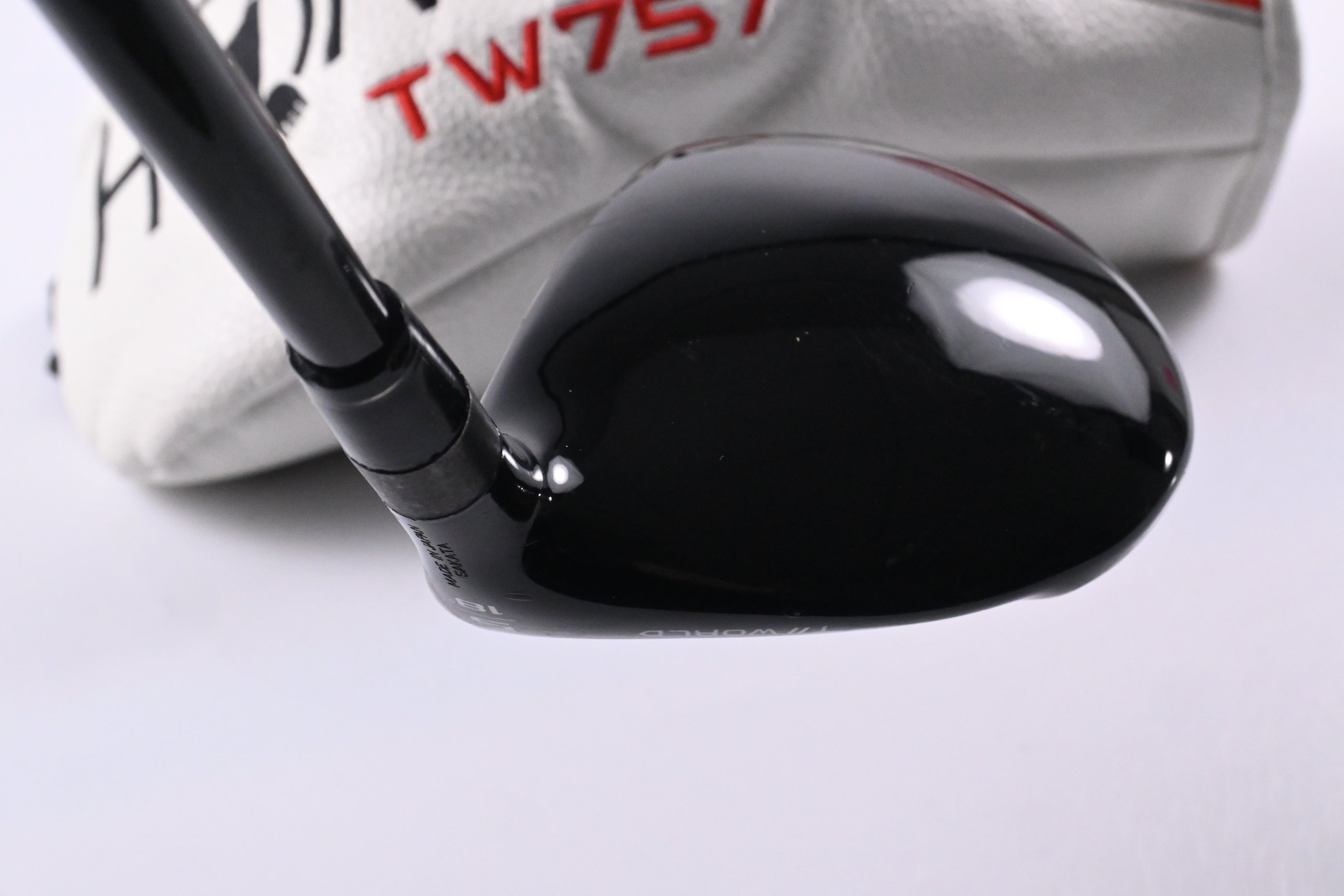 Honma TW 757 #5 Wood / 18 Degree / Regular Flex Honma Vizard 50 Shaft