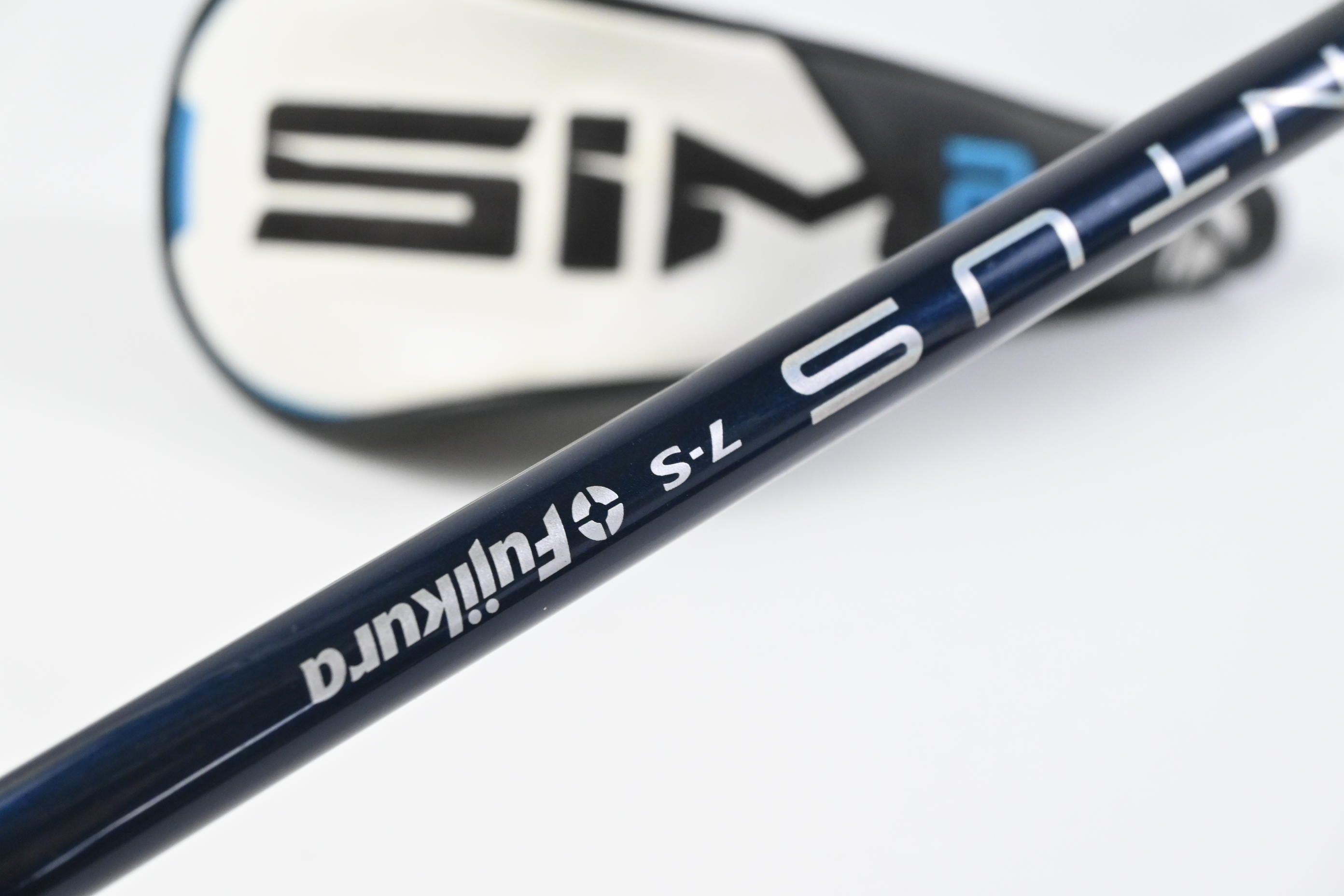 Taylormade SIM2 Max #3 Hybrid / 19 Degree / Stiff Flex Fujikura Ventus Blue 7