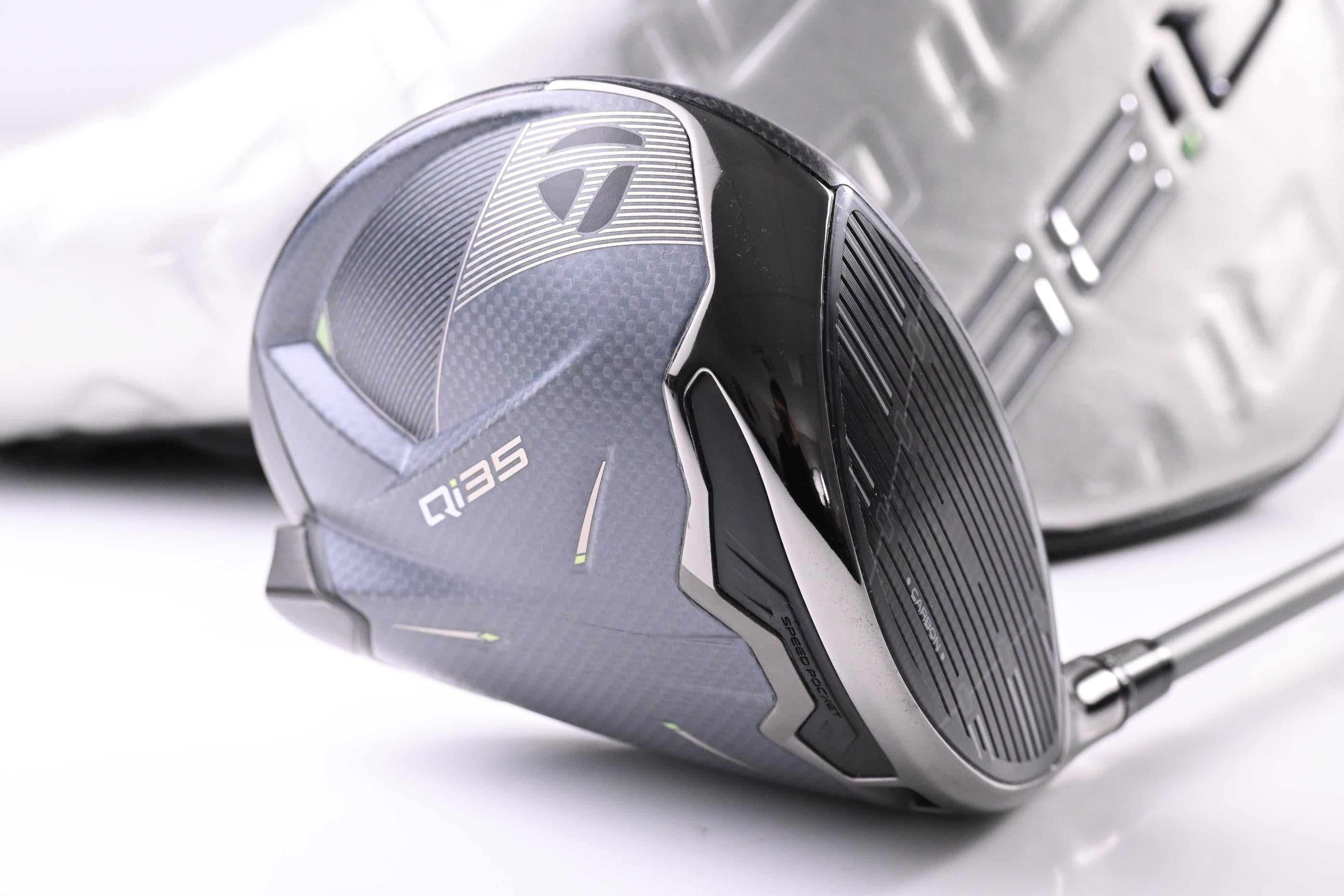 Taylormade Qi35 Max Driver / 9 Degree / Regular Flex Air Speeder 50 Shaft