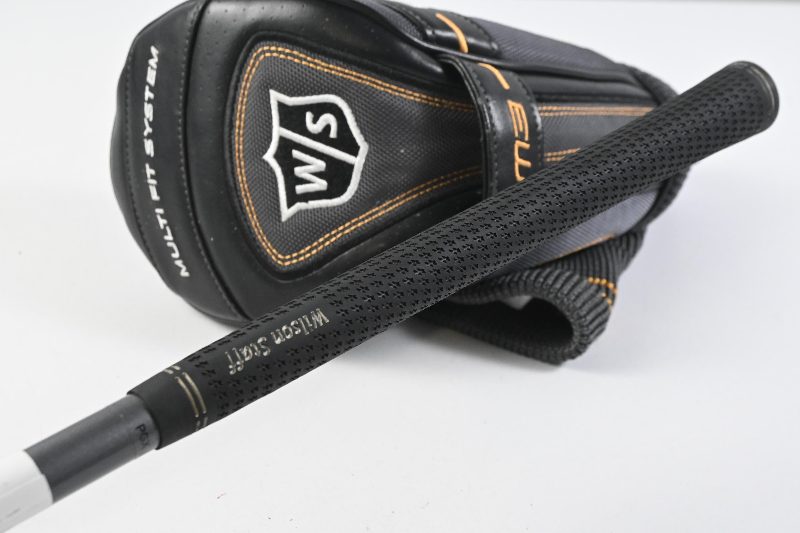 Wilson Staff FG Tour M3 Driver / 9.5 Degree / Stiff Flex Aldila Phenom 50 Shaft