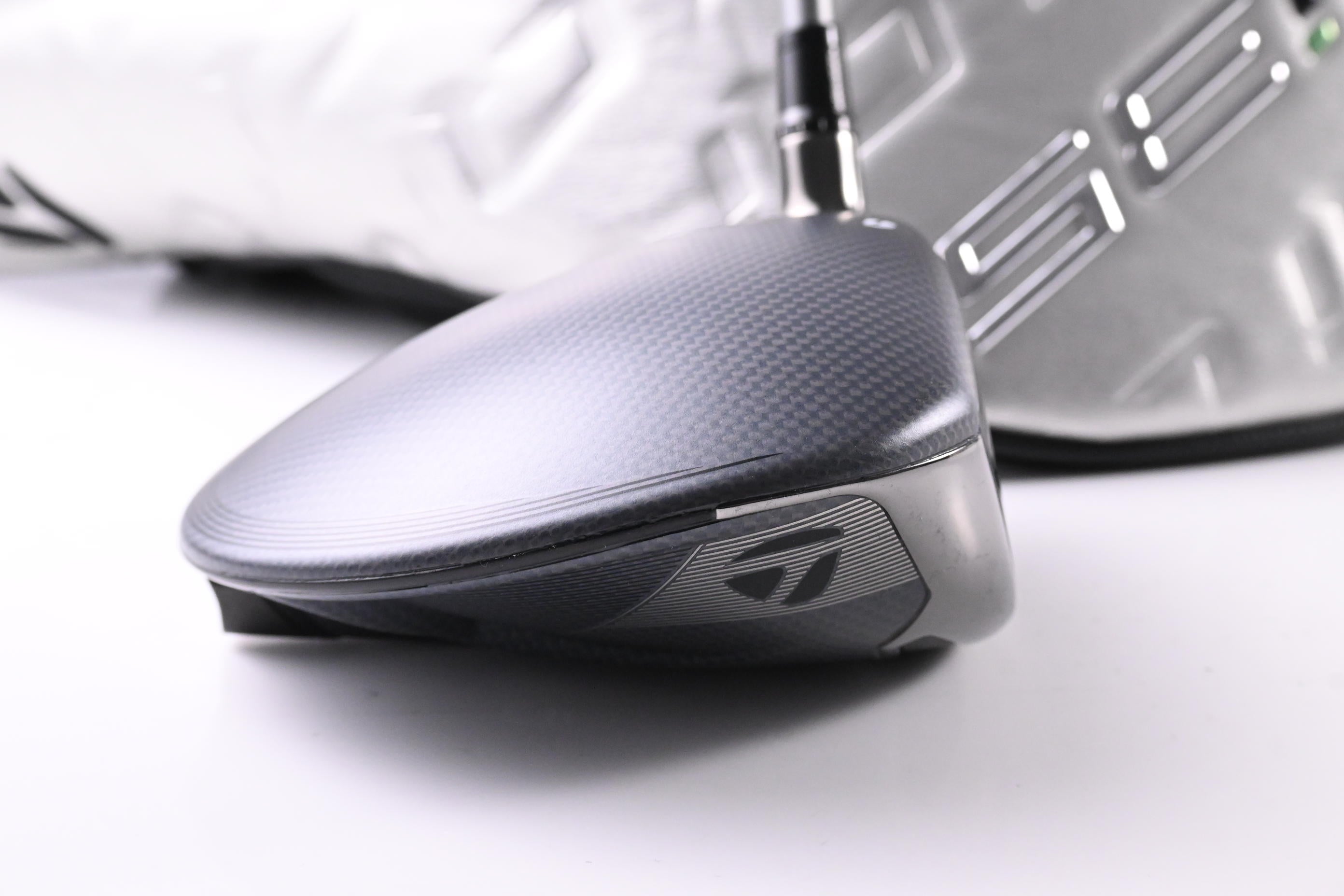 Taylormade Qi35 Max Driver / 9 Degree / Regular Flex Air Speeder 50 Shaft