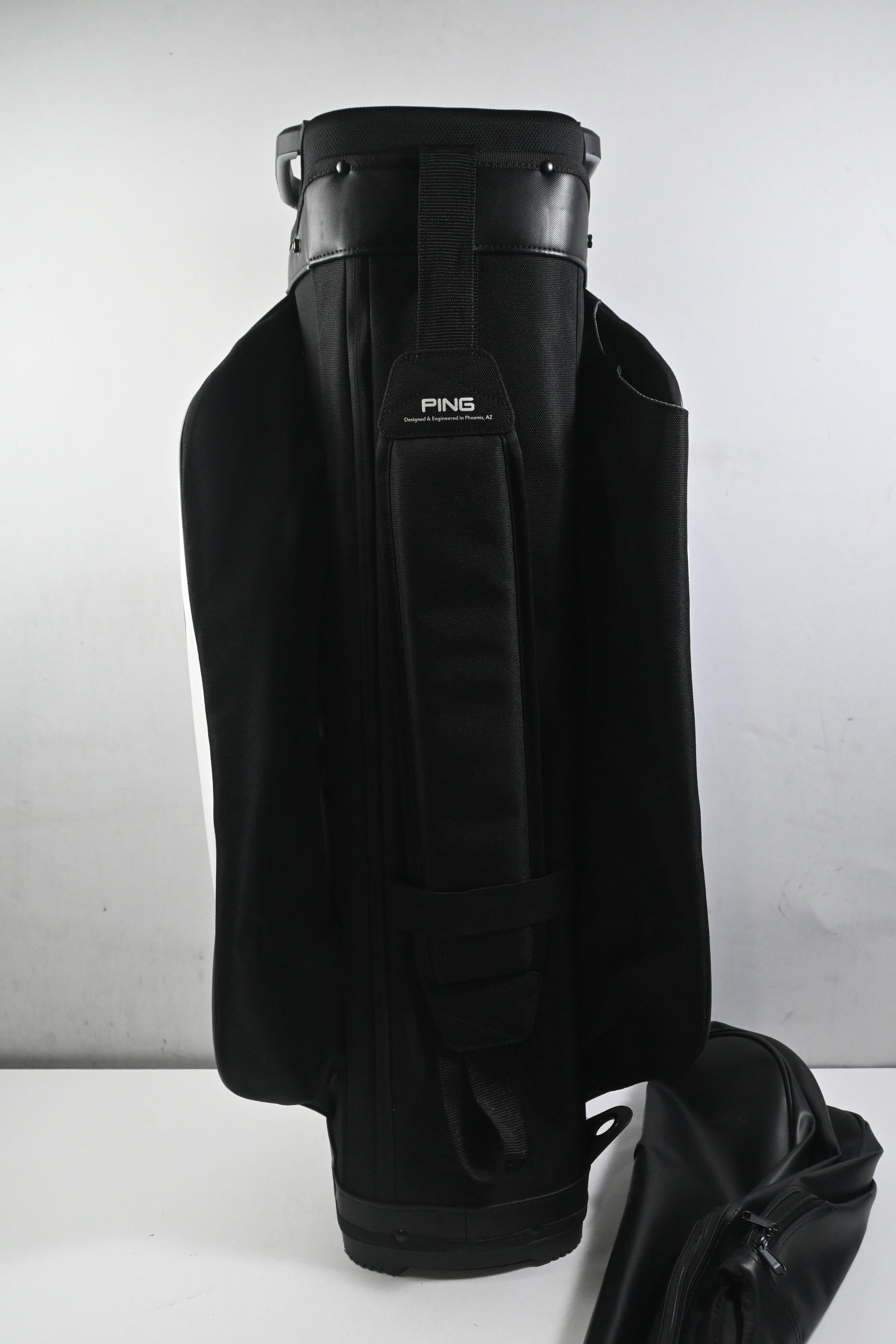 Ping DLX Cart Bag / 15-Way Divider / White & Black