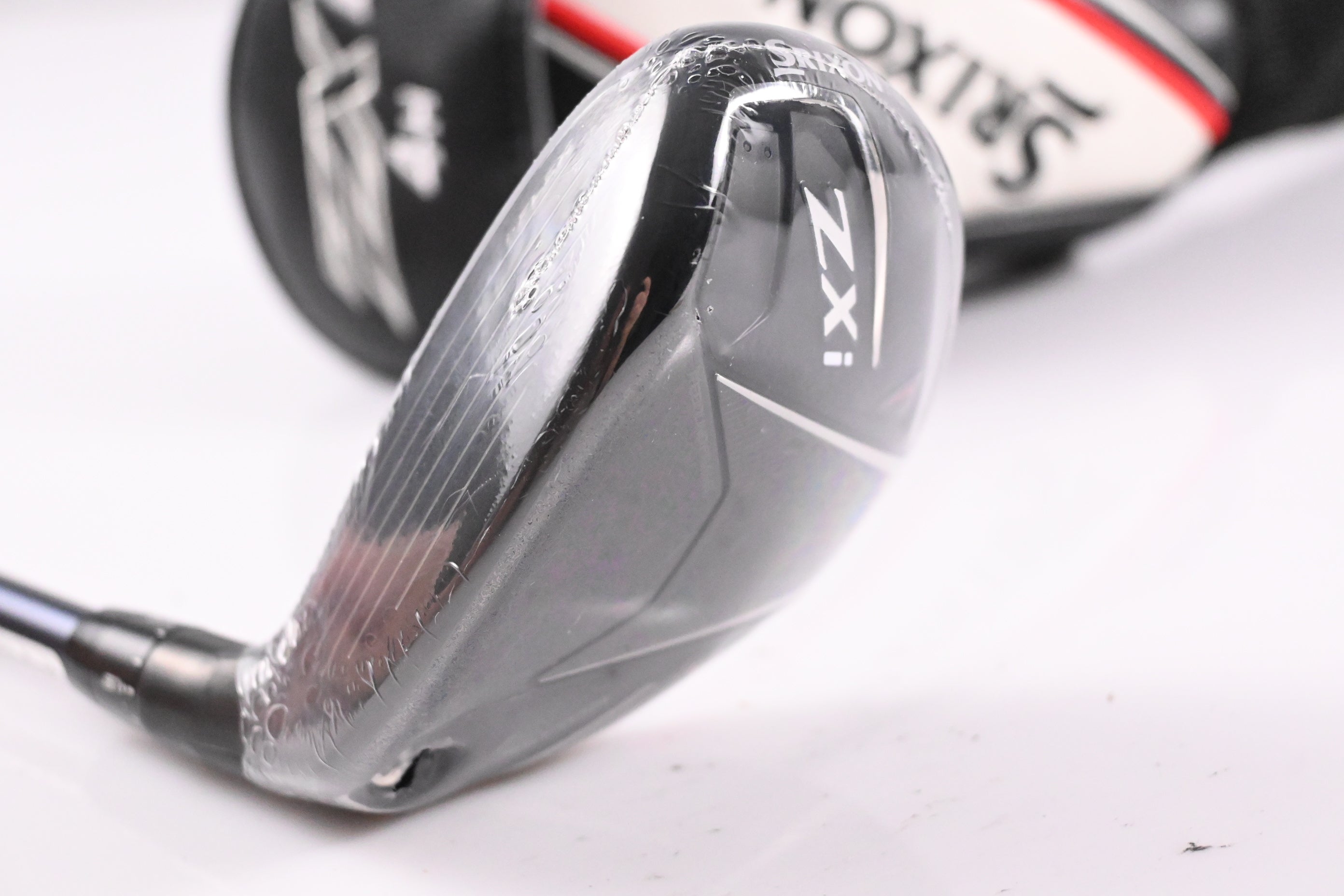 Left Hand Srixon ZXi #4 Hybrid / 22 Degree / Regular Flex Ventus TR Blue 7 Shaft