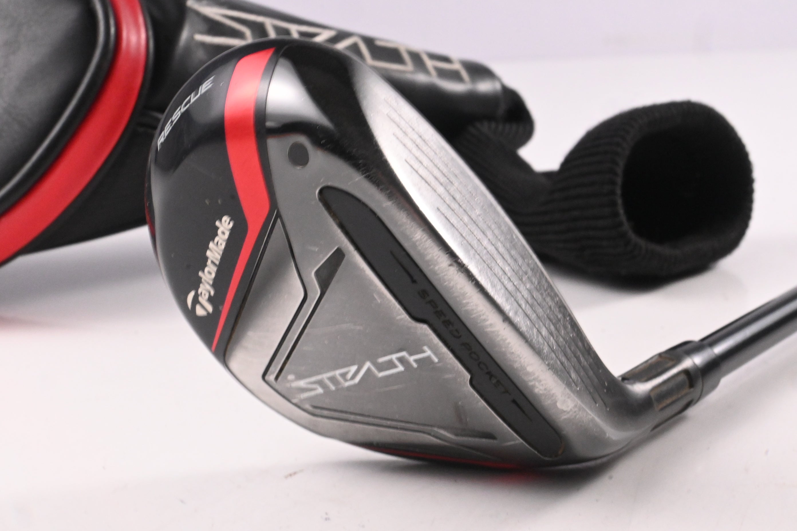 Taylormade Stealth #3 Hybrid / 19 Degree / Regular Flex Fujikura Ventus Red 6