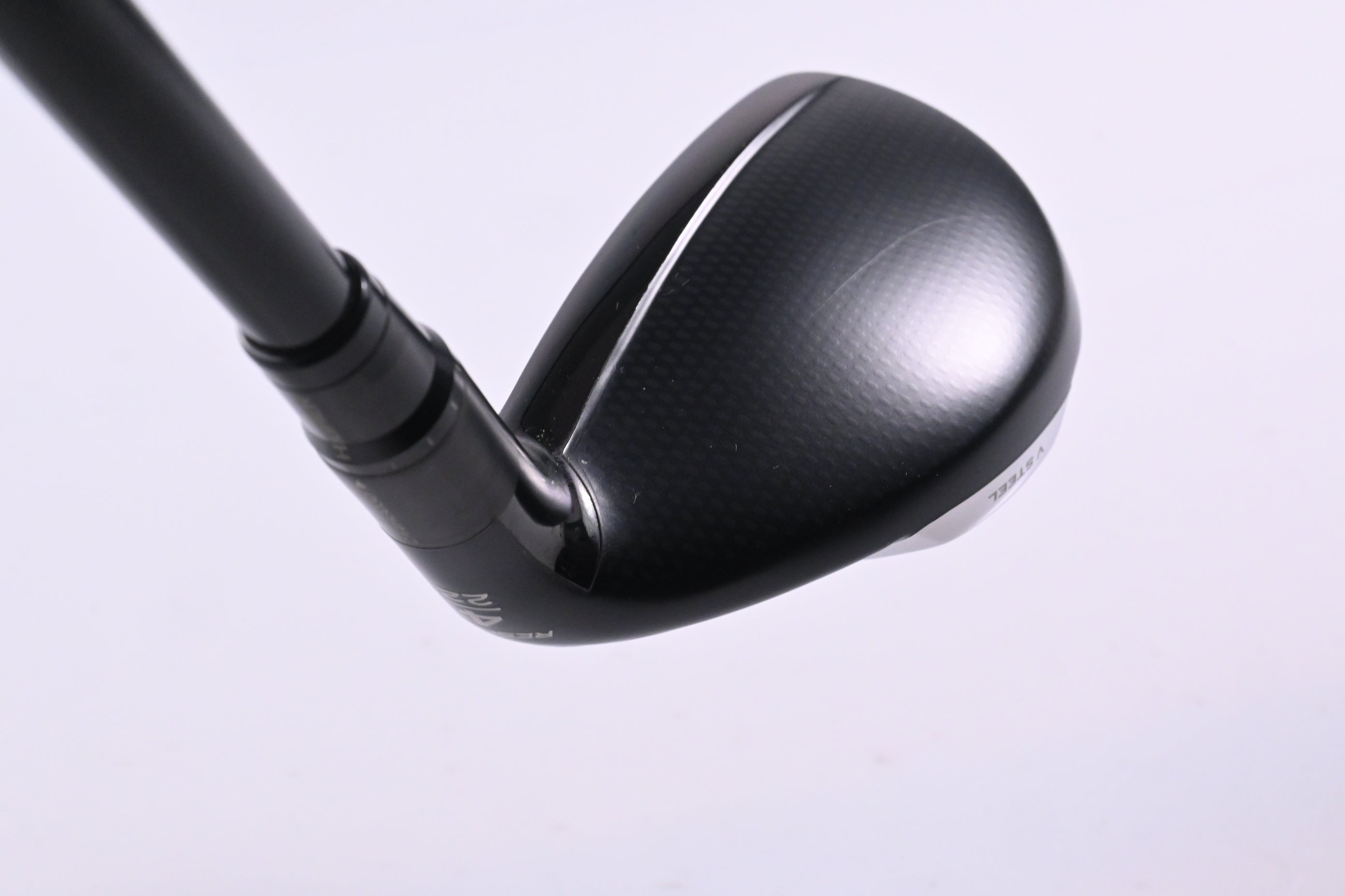 Taylormade Stealth Plus #4 Hybrid / 22 Degree / Regular Flex HZRDUS Smoke Red