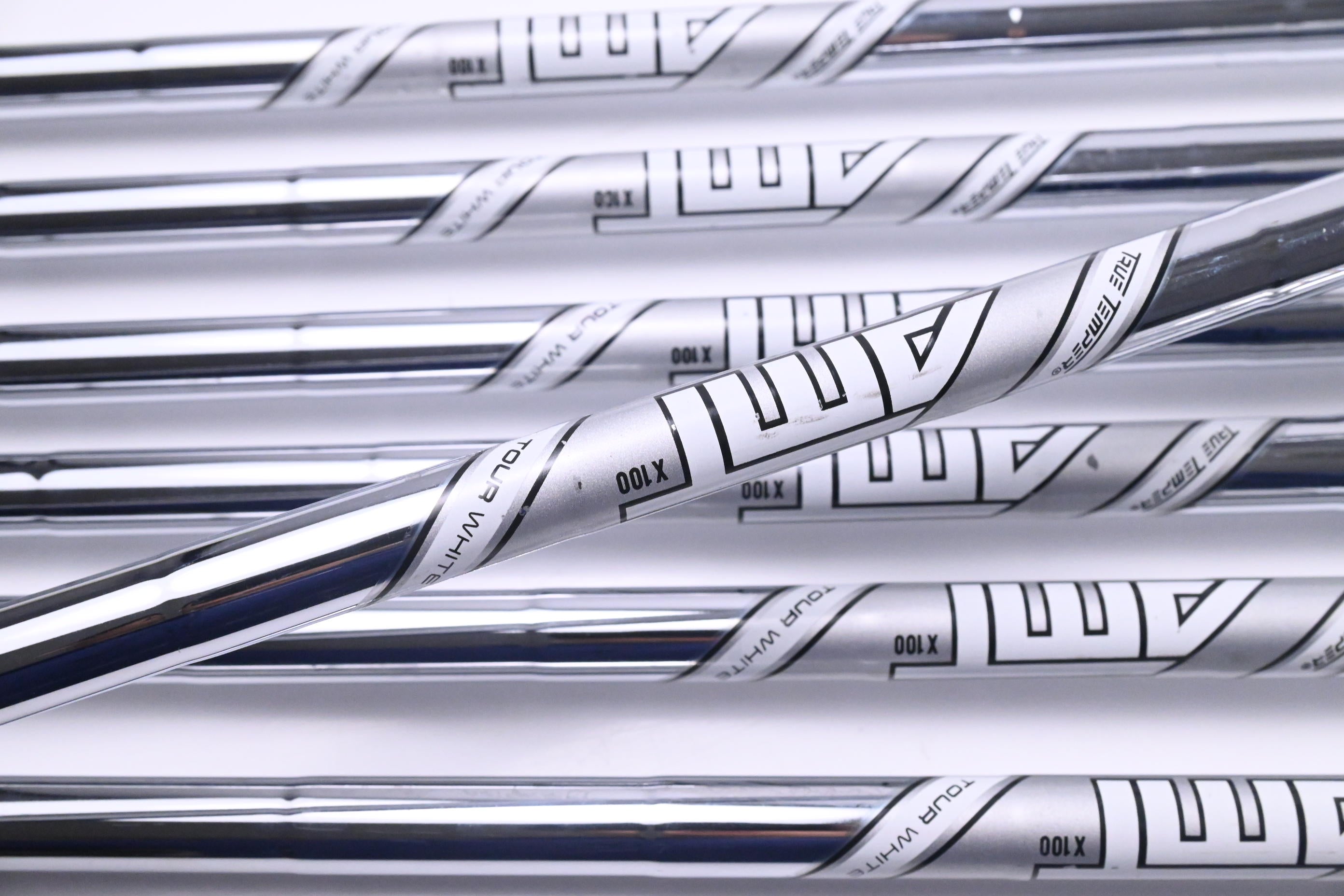 Callaway Apex Pro 21 Irons / 4-PW / X-Flex AMT Tour White X100 Shafts