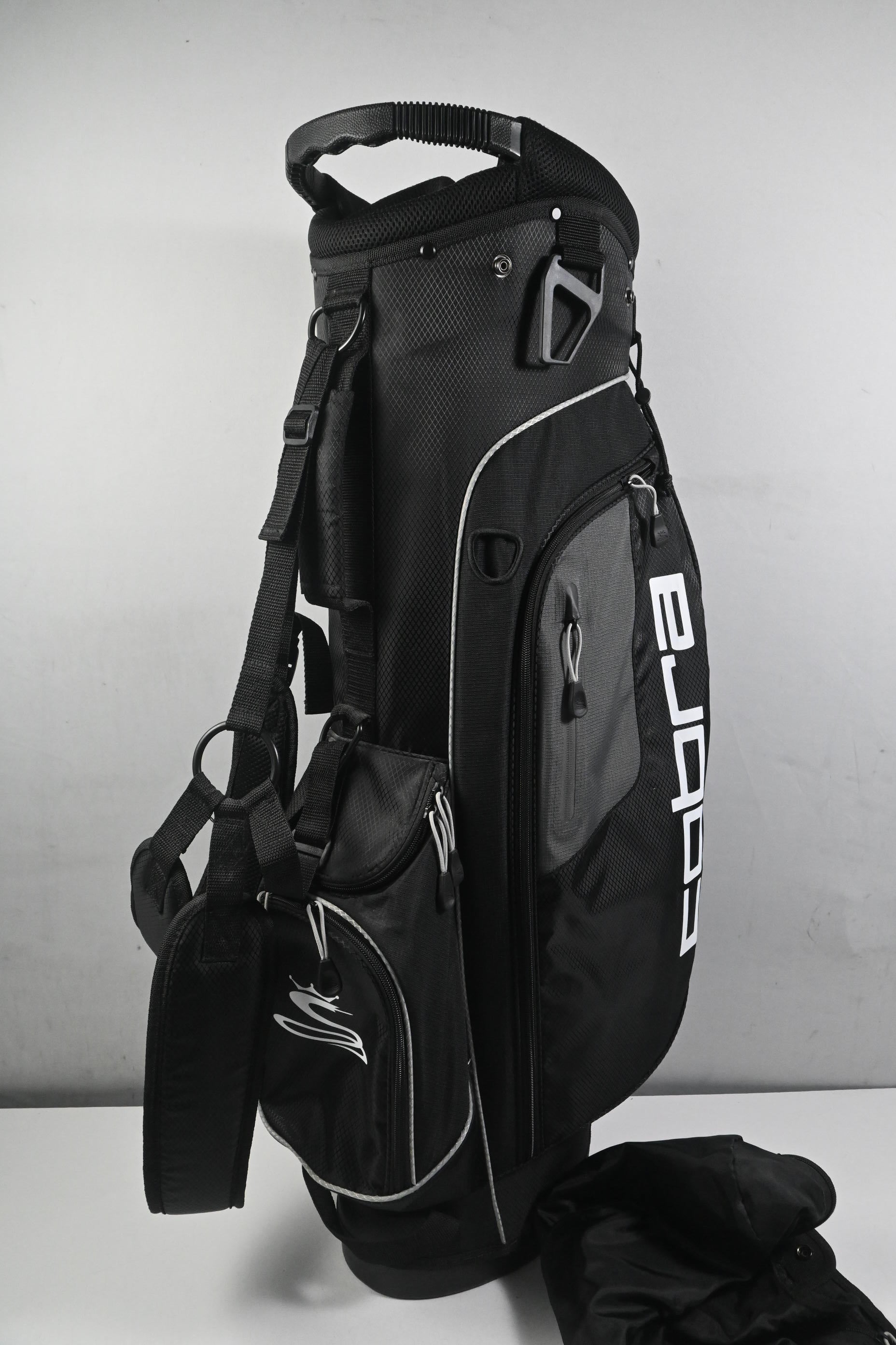 Cobra Stand Bag / 7-Way Divider / Black & White