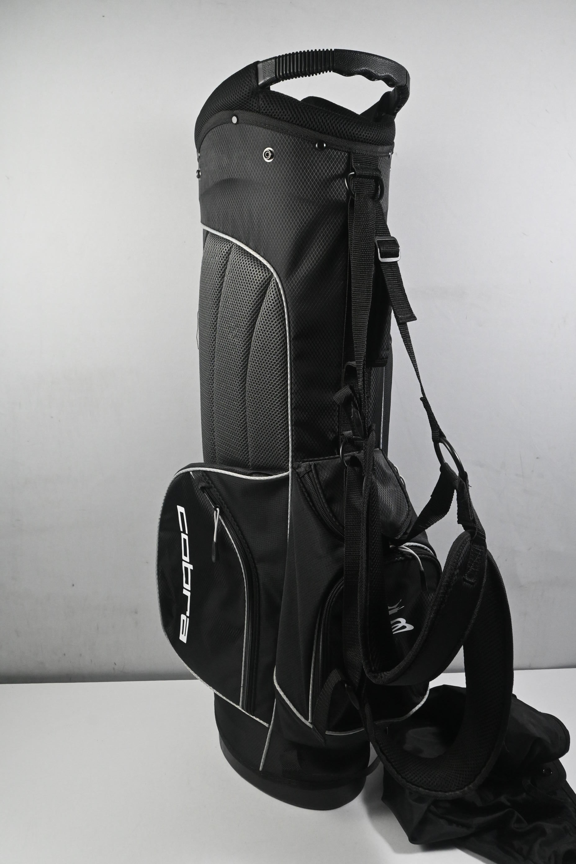 Cobra Stand Bag / 7-Way Divider / Black & White
