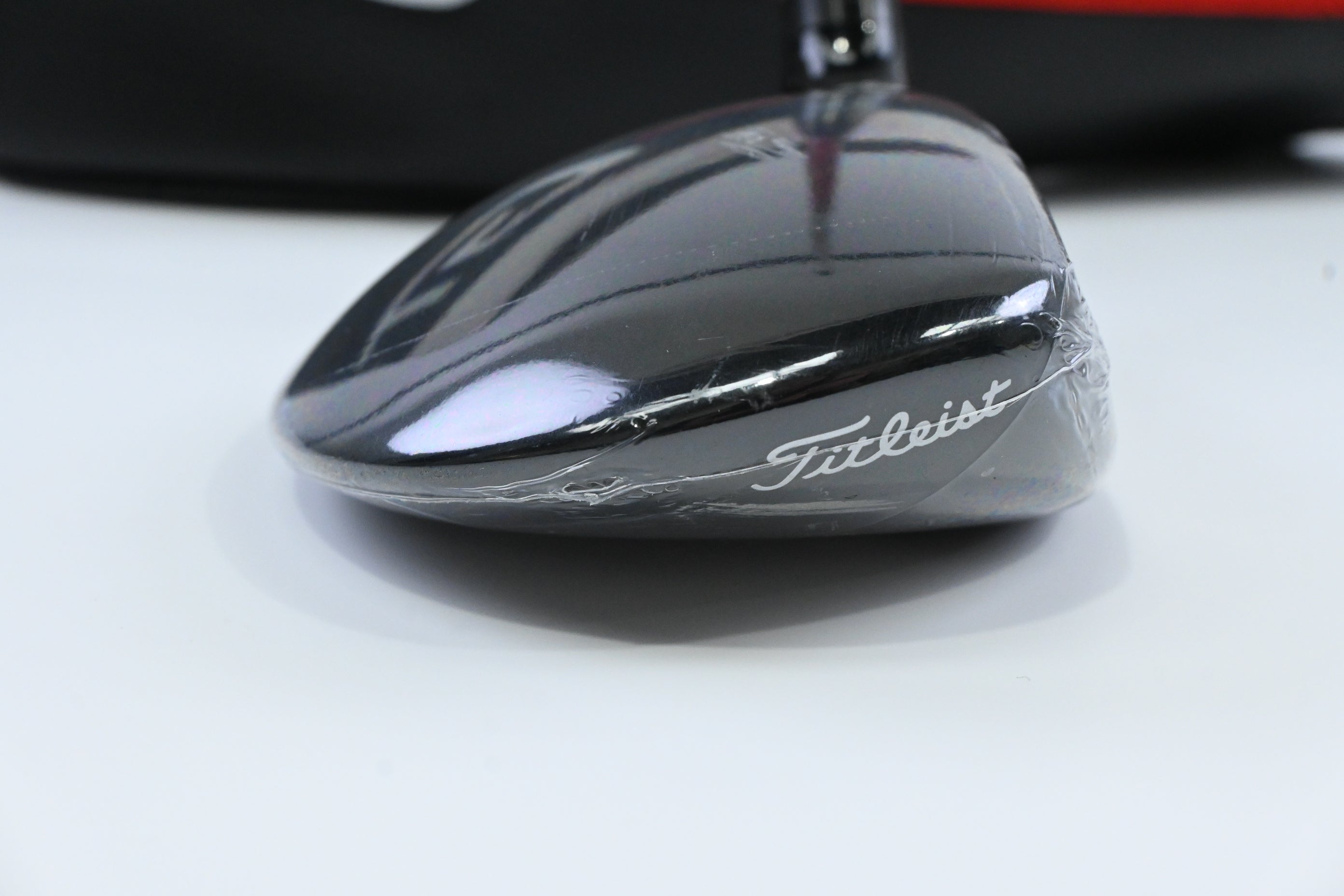 Titleist GT2 #5 Wood / 18 Degree / Regular Flex Denali Red 60 Shaft