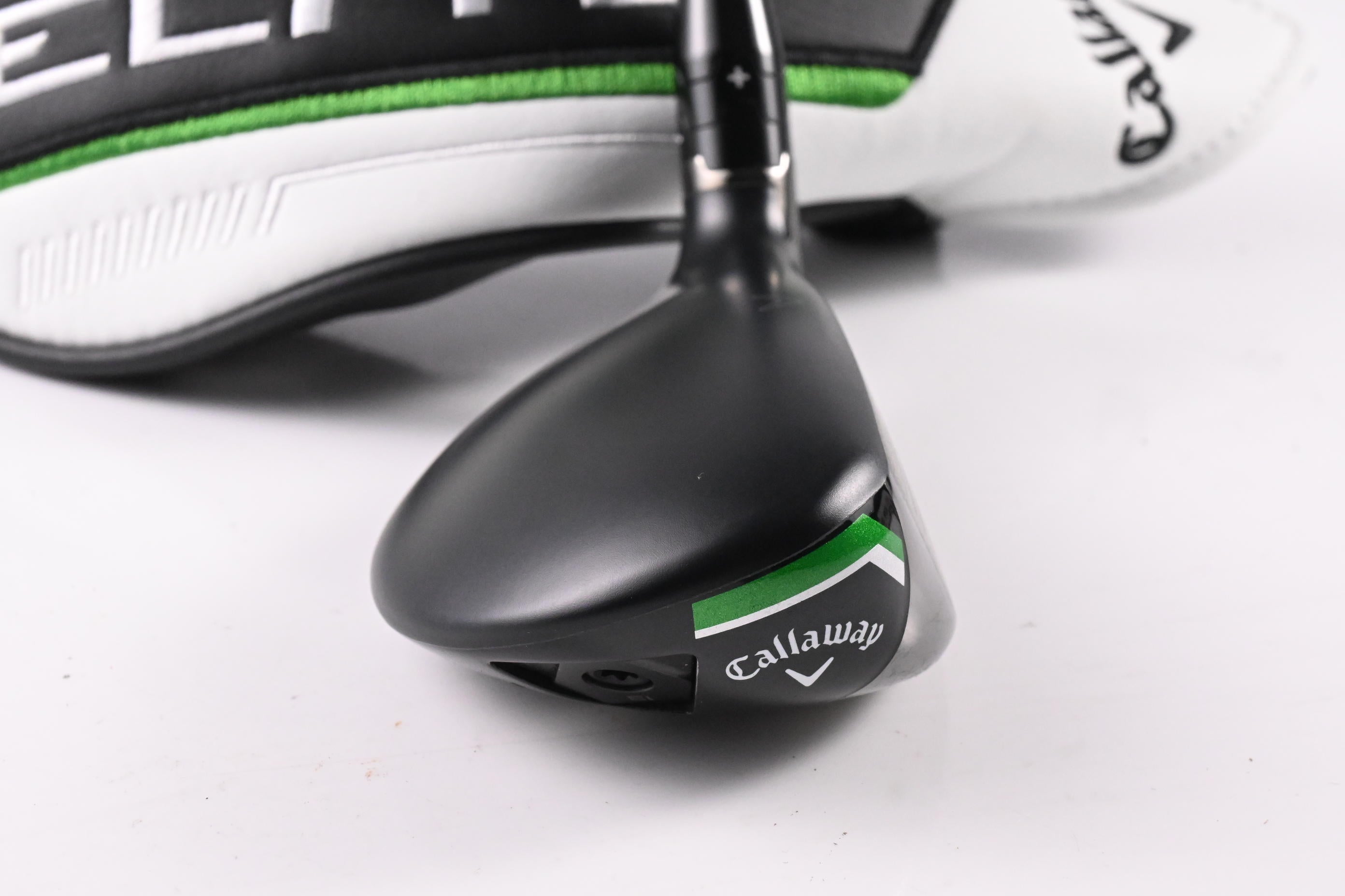 Callaway Elyte X #4 Hybrid / 21 Degree / Senior Flex Vanquish 5 Shaft