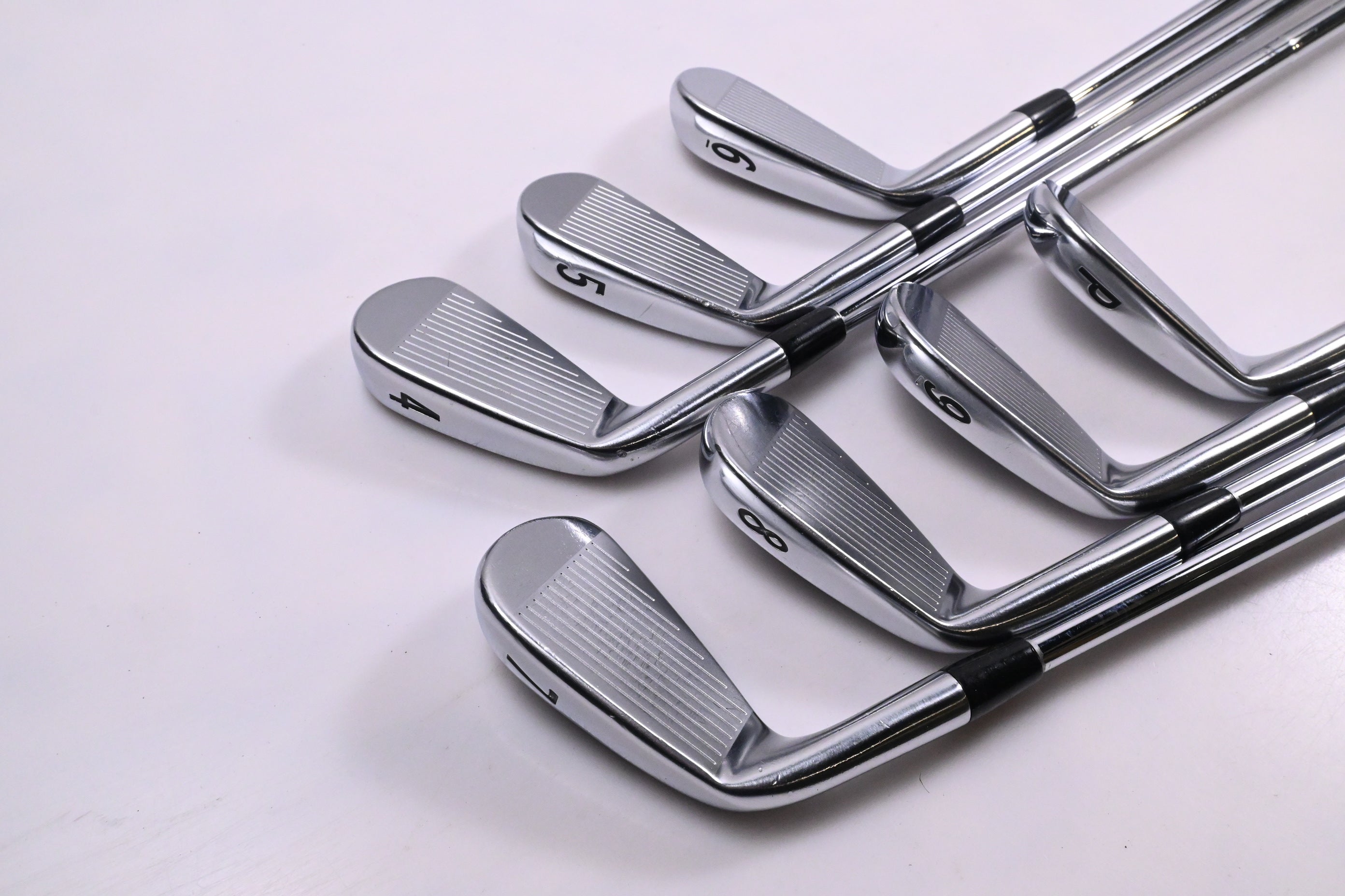 Titleist 714 AP2 Irons / 4-PW / Stiff Flex Dynamic Gold S300 Shafts