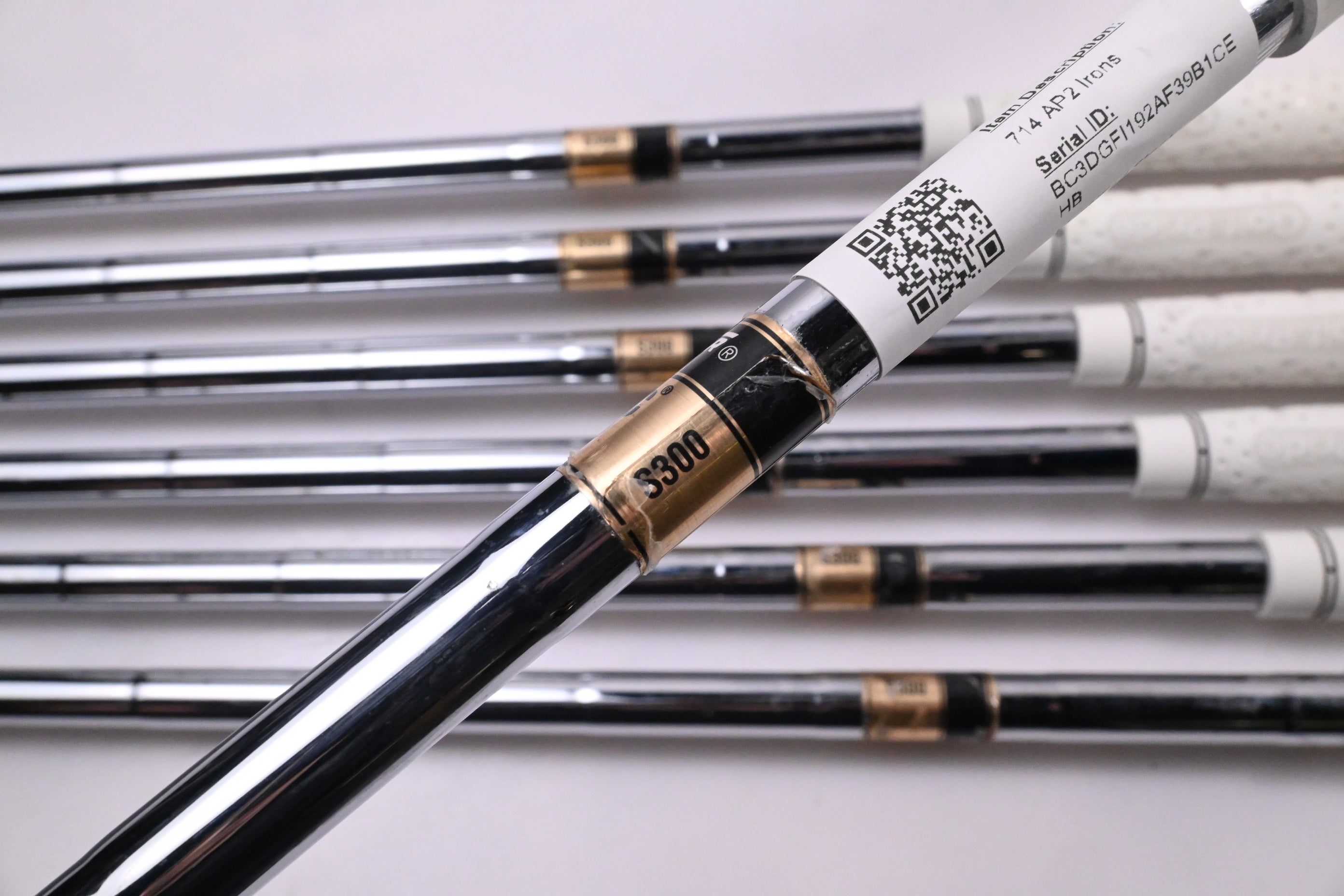 Titleist 714 AP2 Irons / 4-PW / Stiff Flex Dynamic Gold S300 Shafts