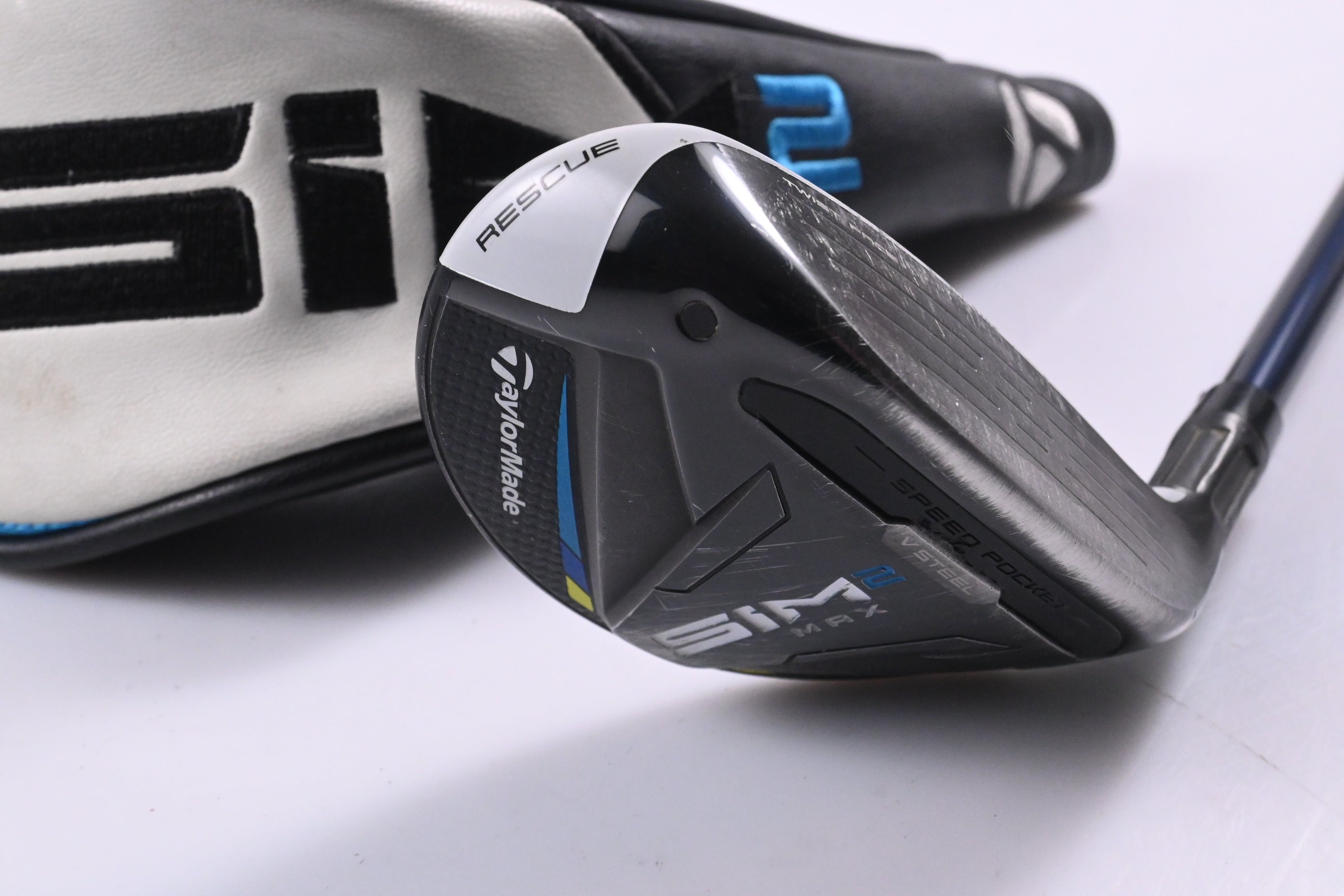 Taylormade SIM2 Max #3 Hybrid / 19 Degree / Stiff Flex Fujikura Ventus Blue 7