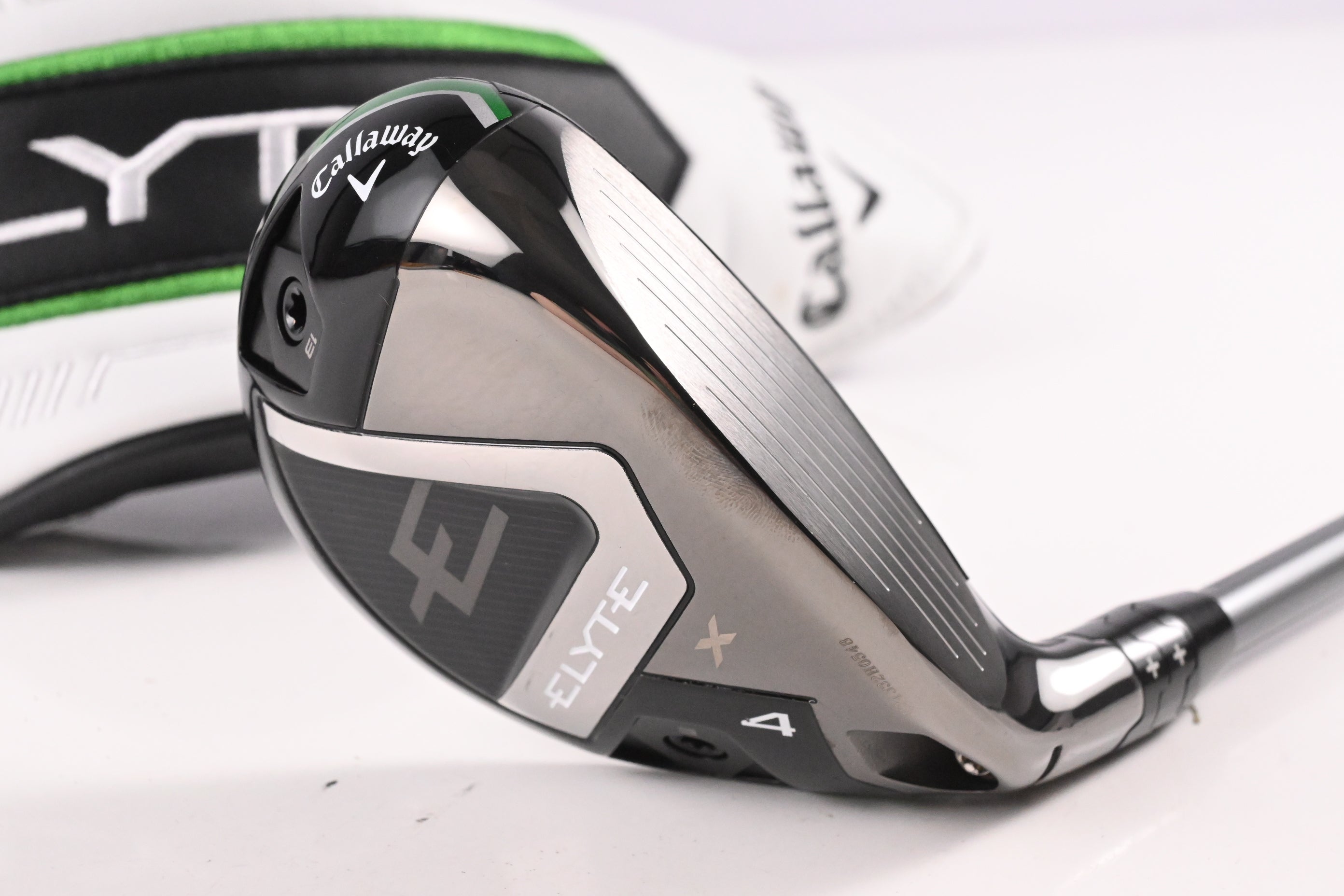 Callaway Elyte X #4 Hybrid / 21 Degree / Regular Flex Denali Charcoal 60 Shaft