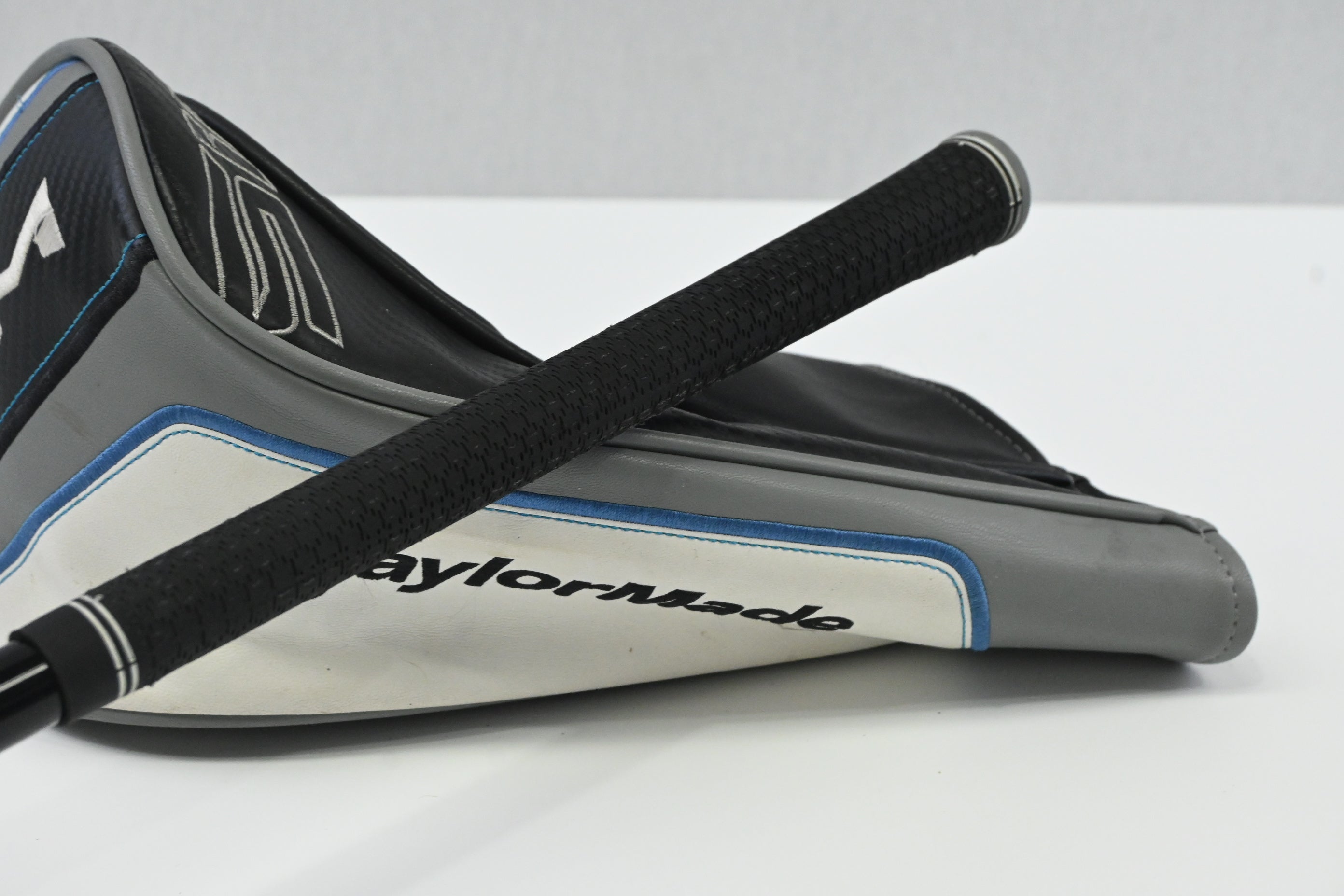 Taylormade SIM Driver / 10.5 Degree / Stiff Flex Tensei CK Blue 60 Shaft
