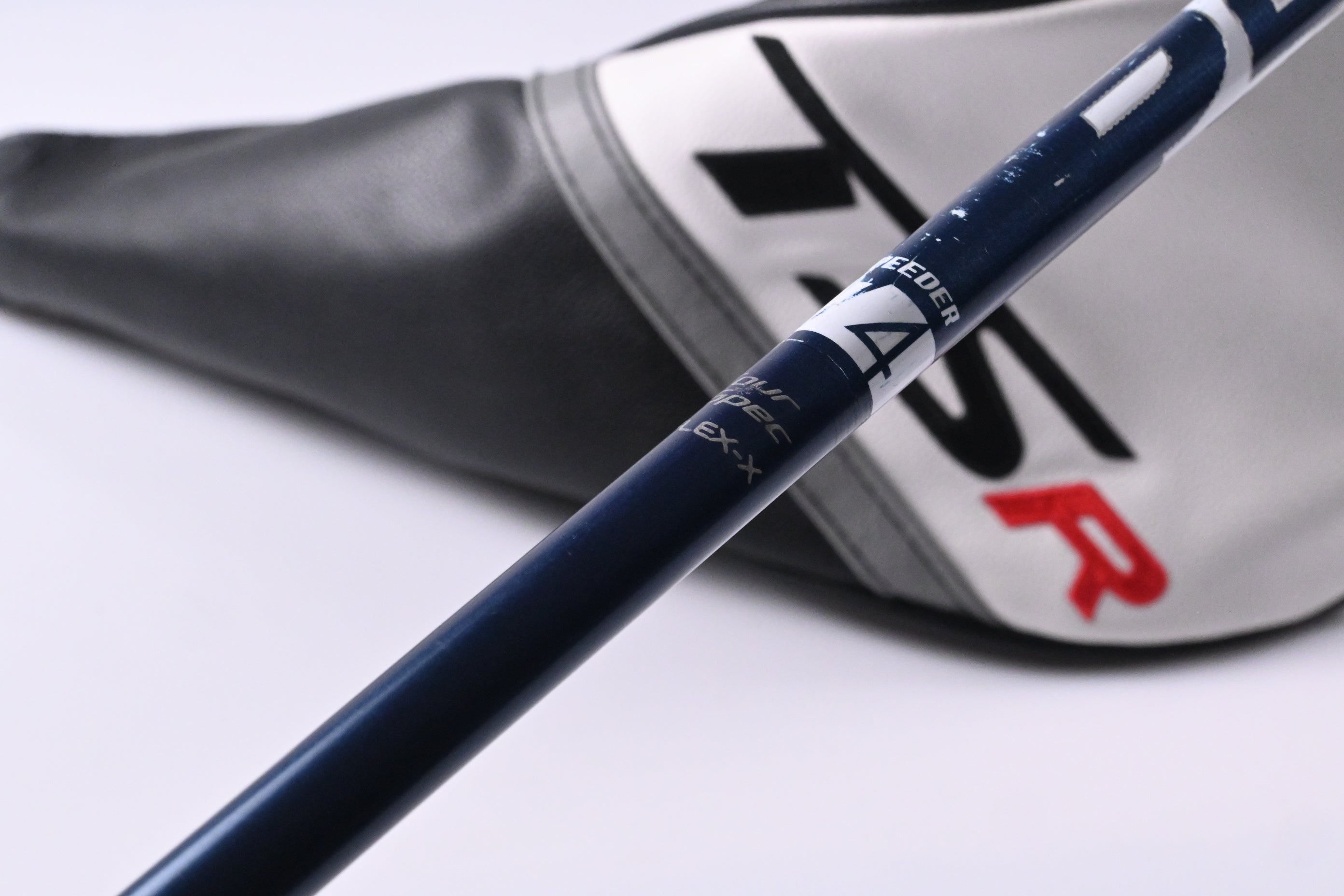 Titleist TSR2 Driver / 9 Degree / X-Flex Fujikura Speeder Pro 74 Shaft