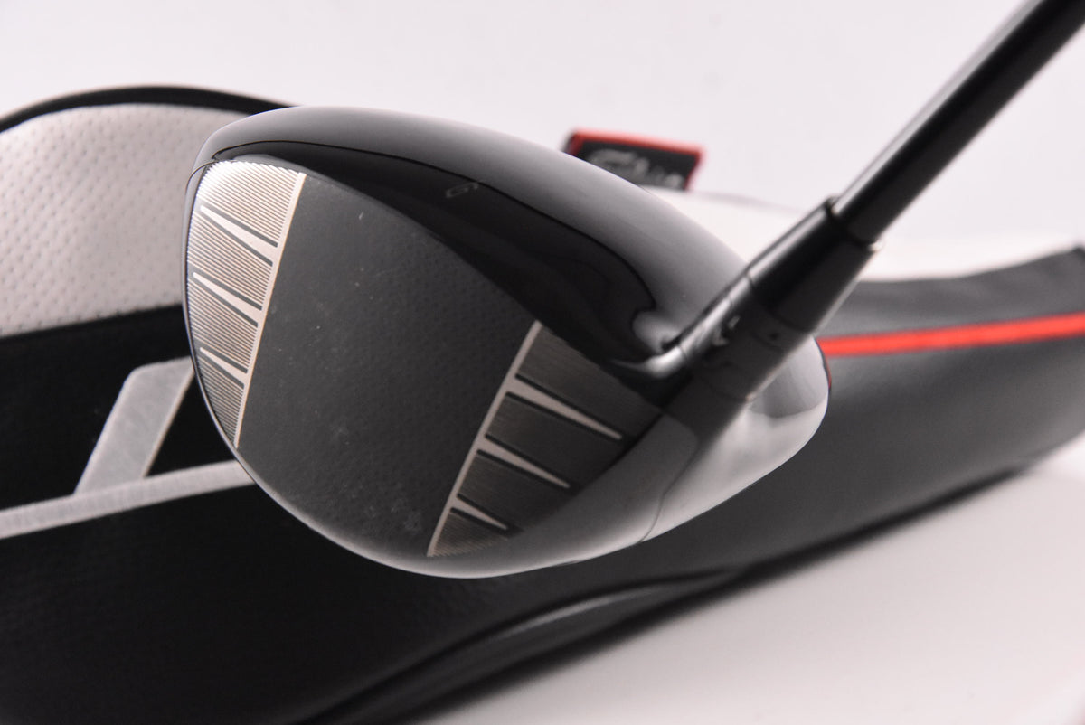 Titleist GT2 Driver / 9 Degree / Stiff Flex HZRDUS Smoke RDX 60 Shaft